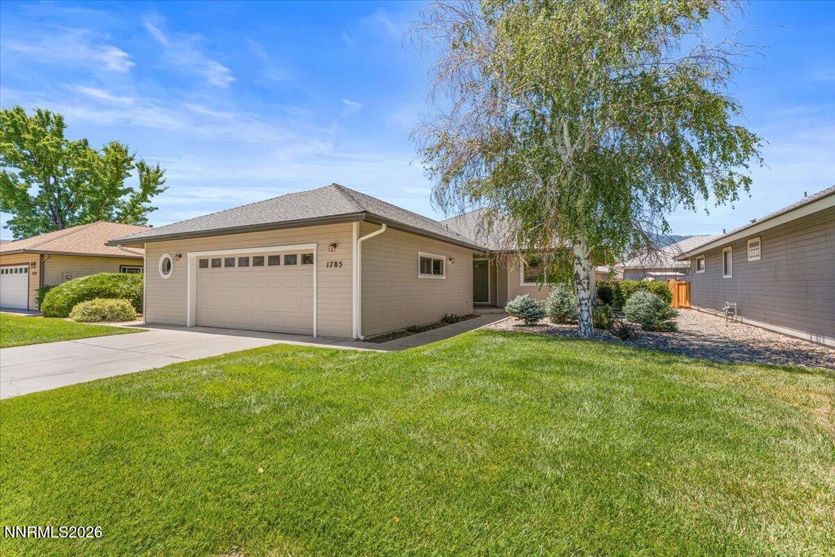 1785 Mahogany Circle Property Photo 3