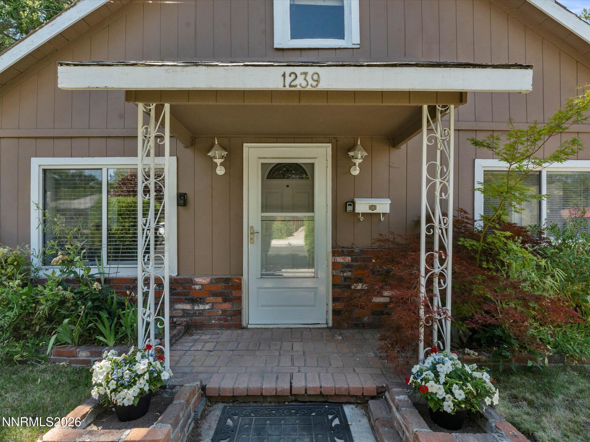 1239 Patrick Avenue Property Photo 2