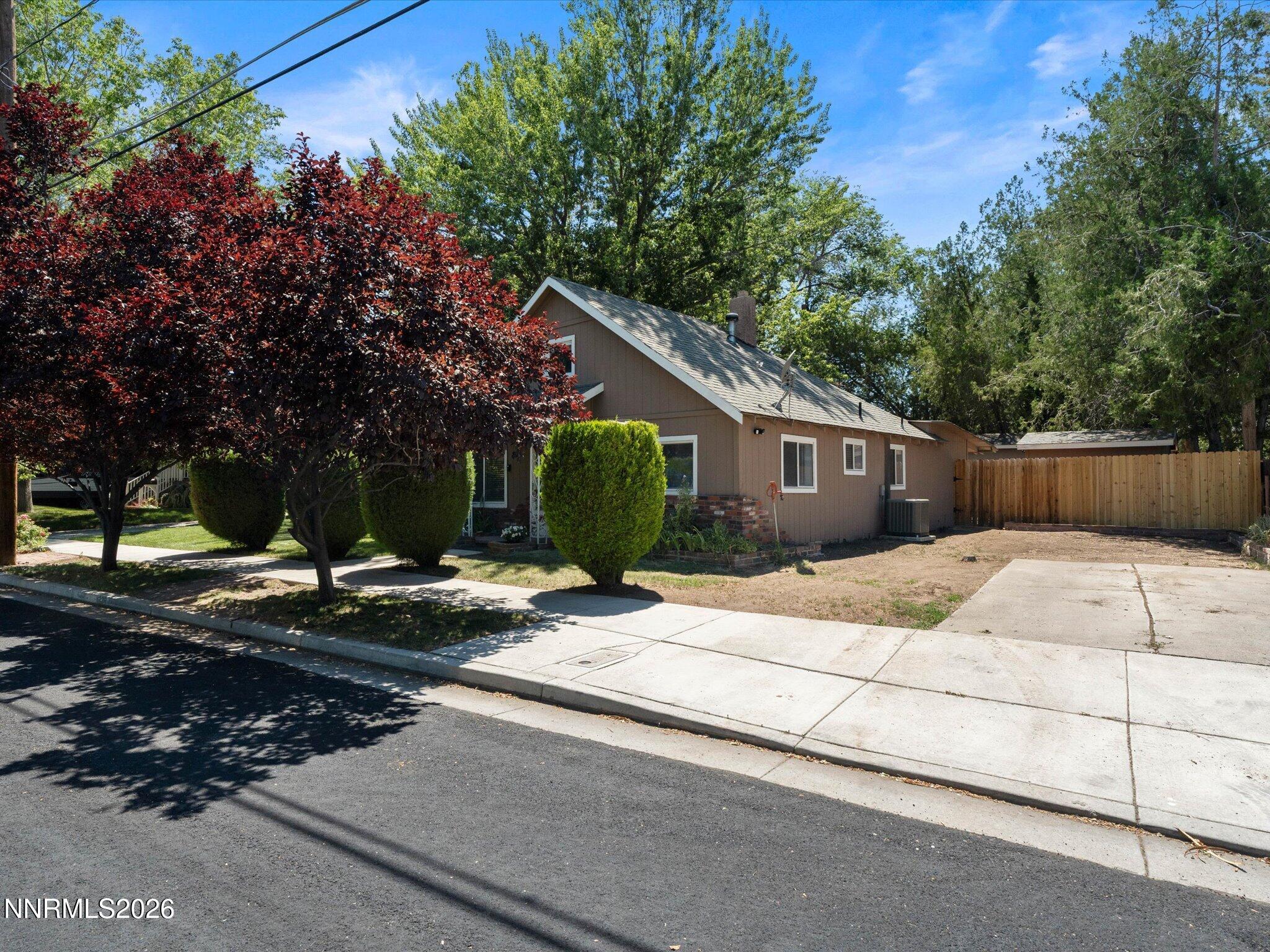 1239 Patrick Avenue Property Photo 3