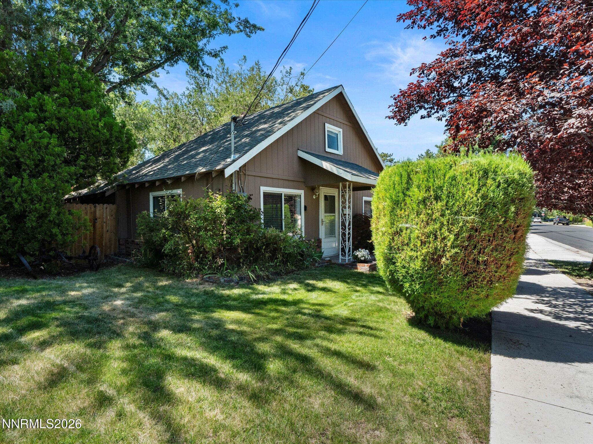 1239 Patrick Avenue Property Photo 4