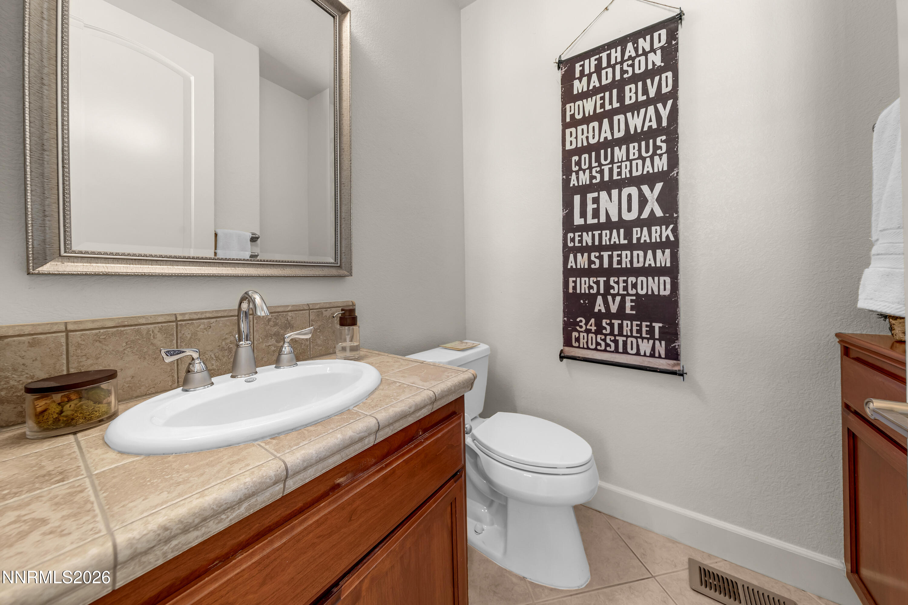 2390 Hickory Hill Way Property Photo 37