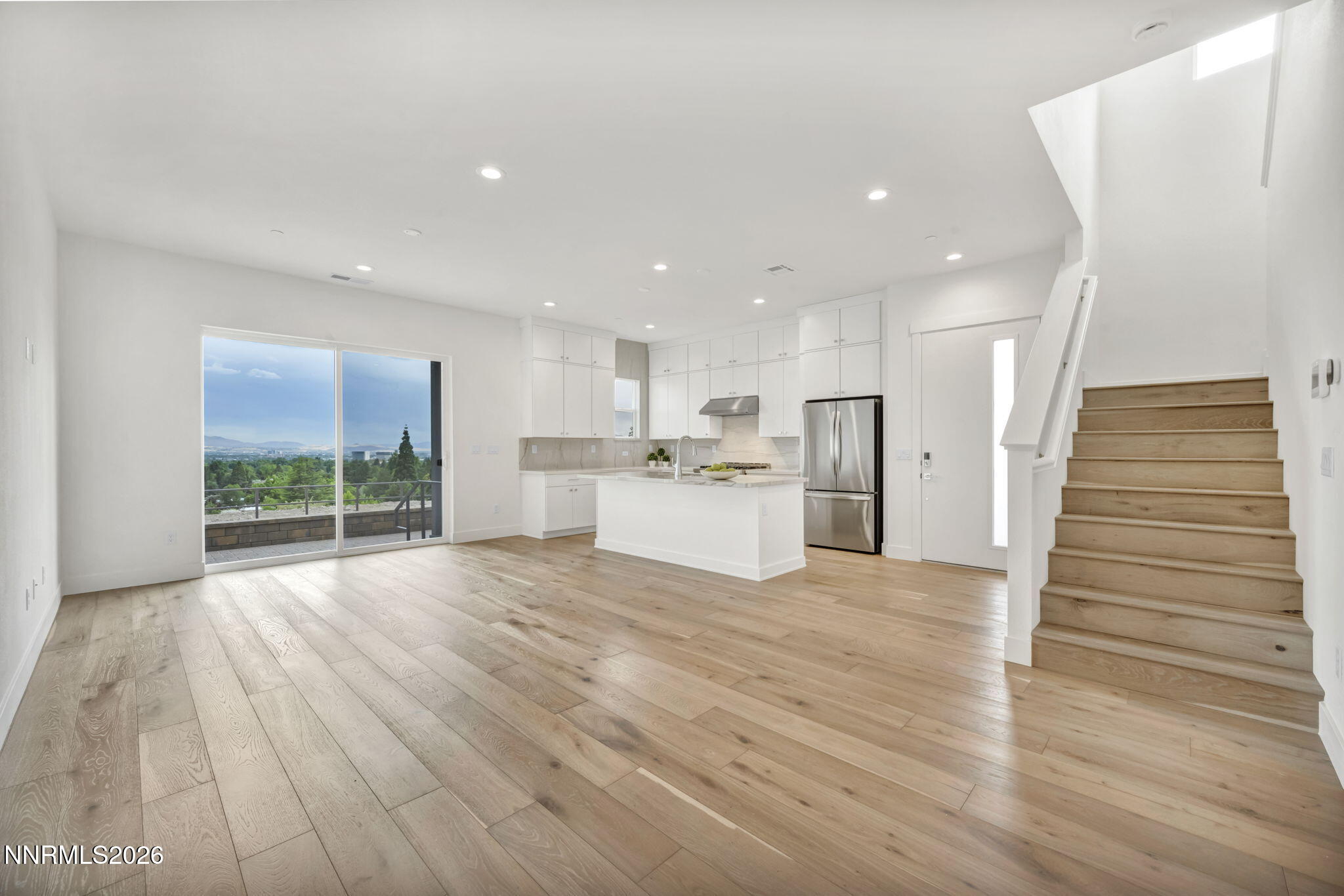 6008 Kelly Heights Way Property Photo 10