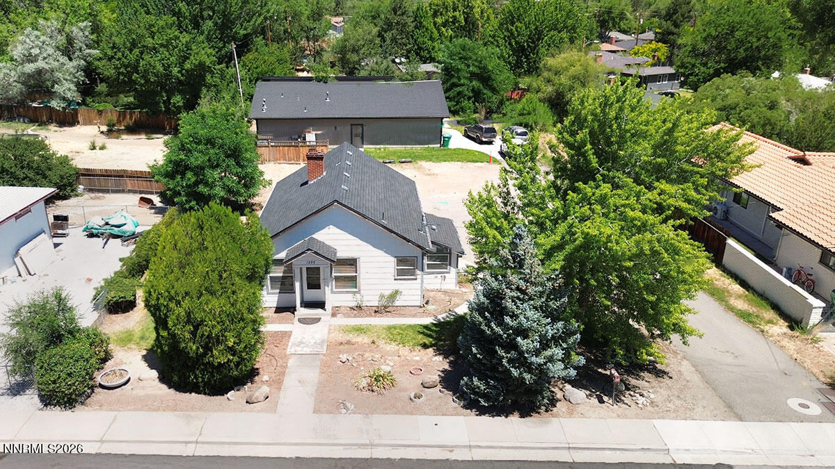 1295 Feather Way Property Photo 4