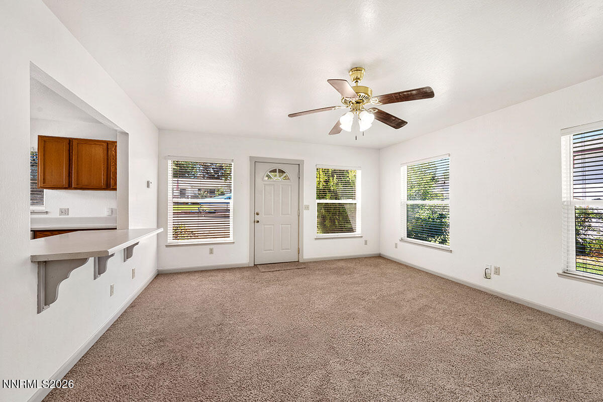 1295 Feather Way Property Photo 11