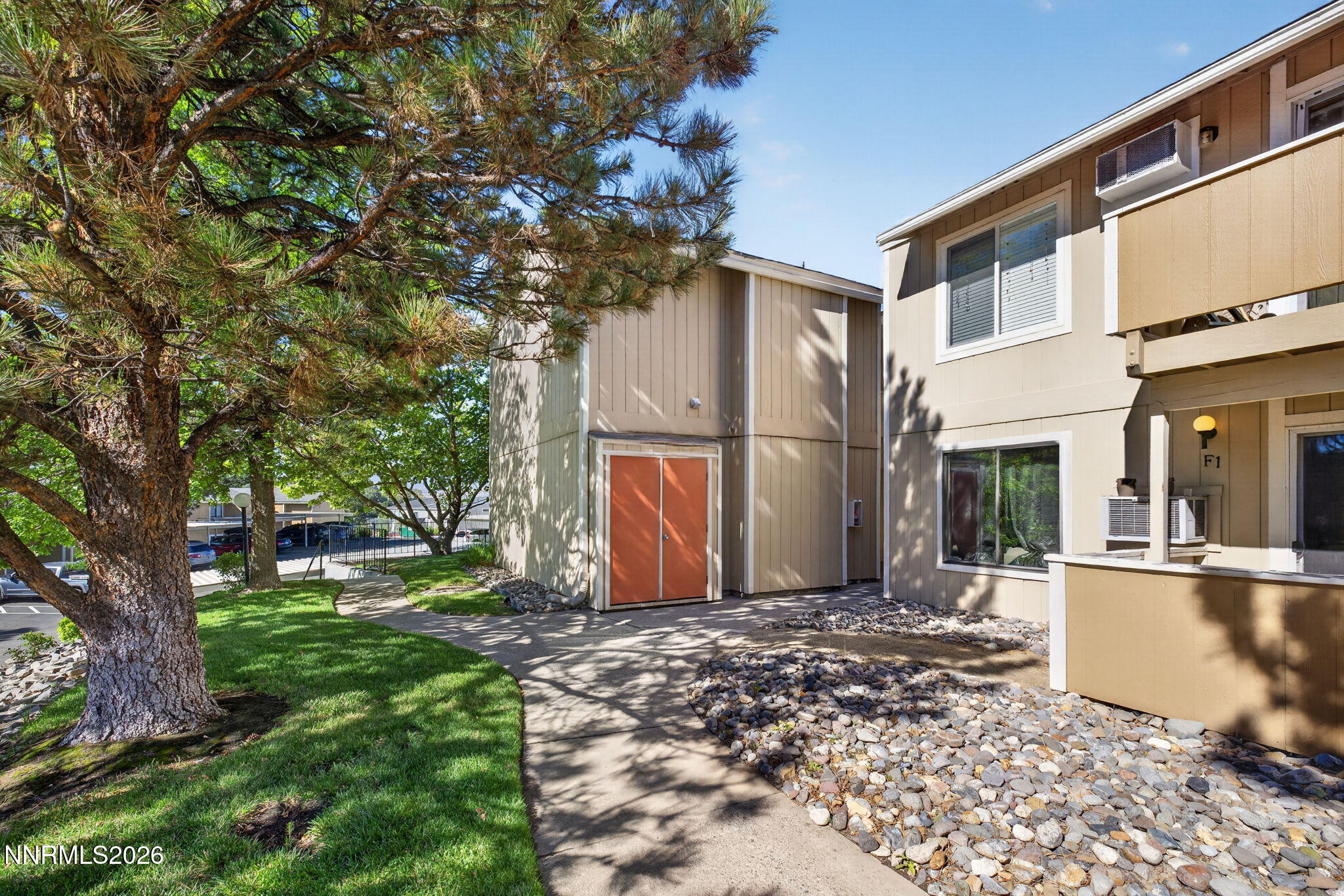 3865 E Leonesio Drive Apt G1 Property Photo 2