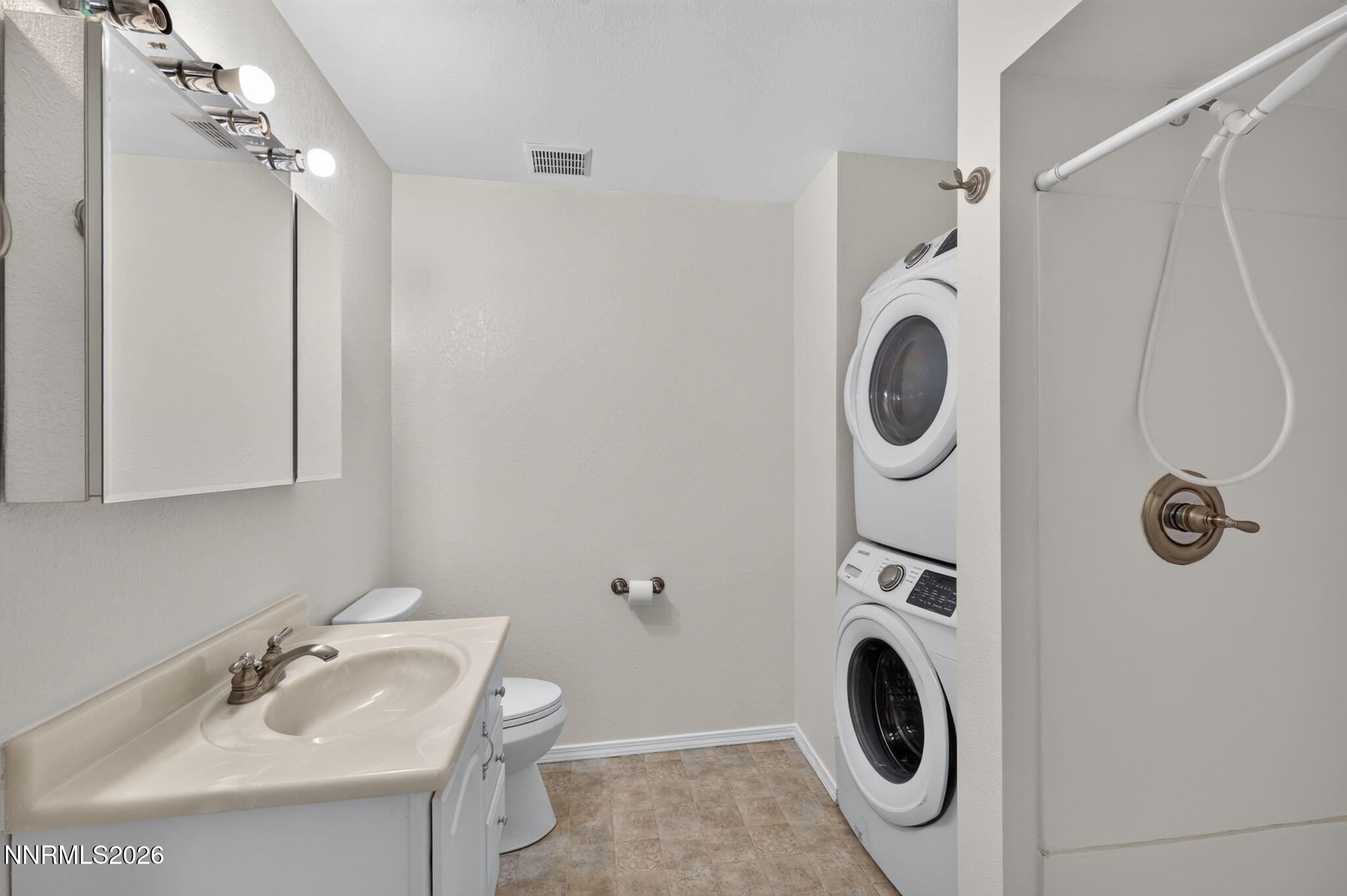 3865 E Leonesio Drive Apt G1 Property Photo 18