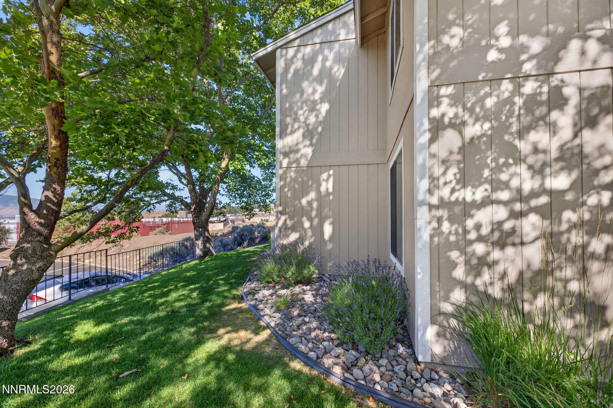 3865 E Leonesio Drive Apt G1 Property Photo 27
