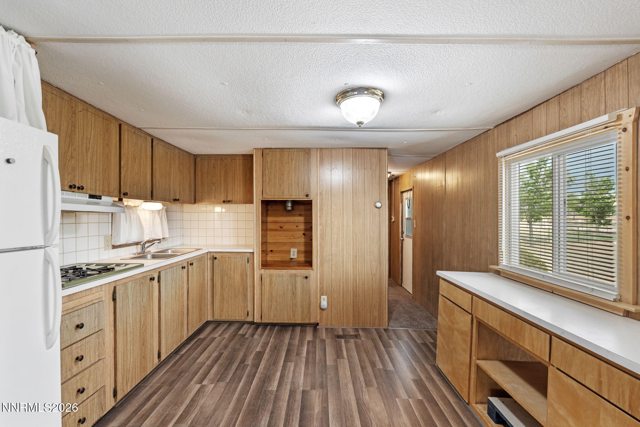 3165 Hollyhock Lane Property Photo 13