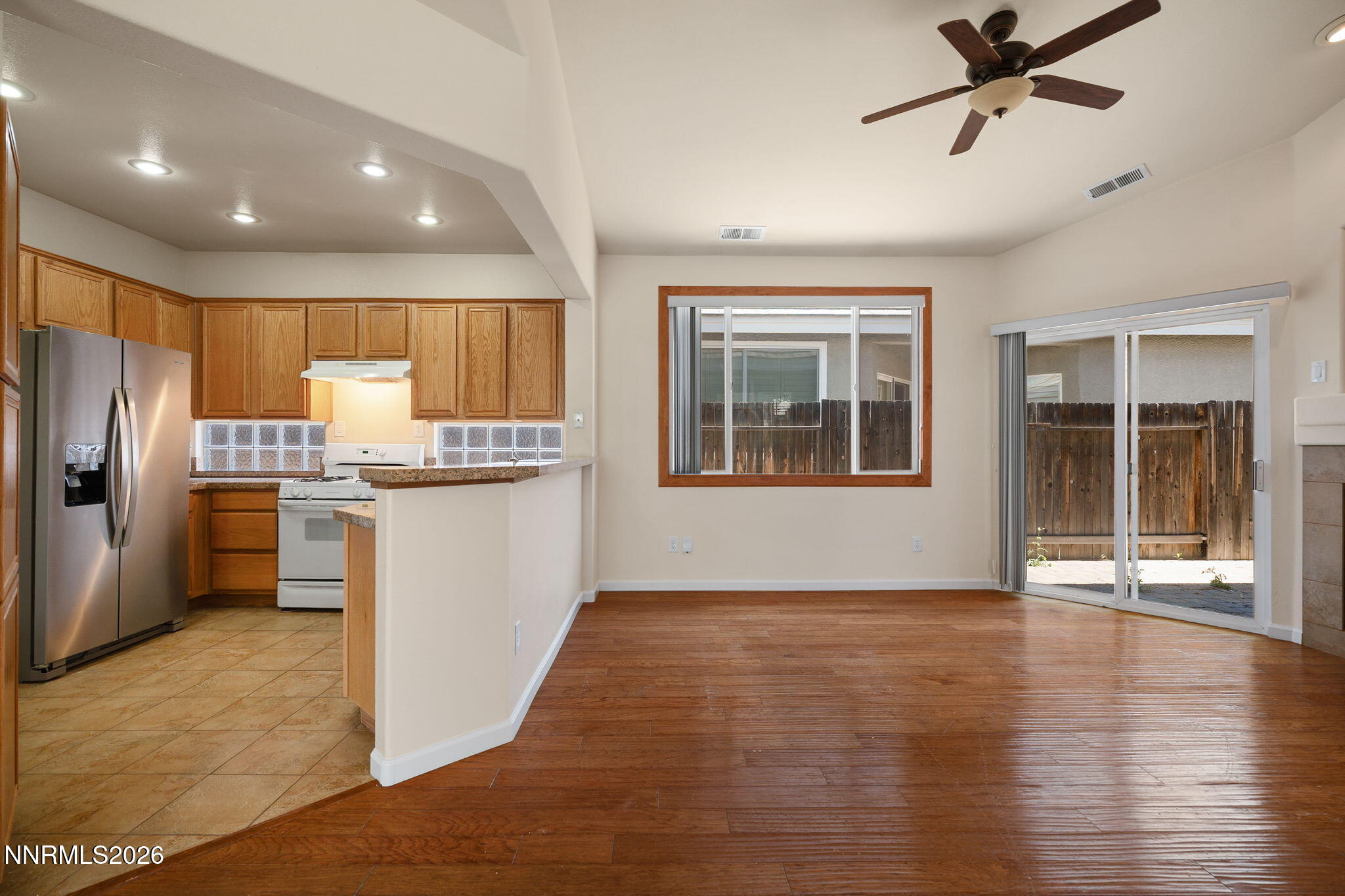 9732 Ripple Way Property Photo 10