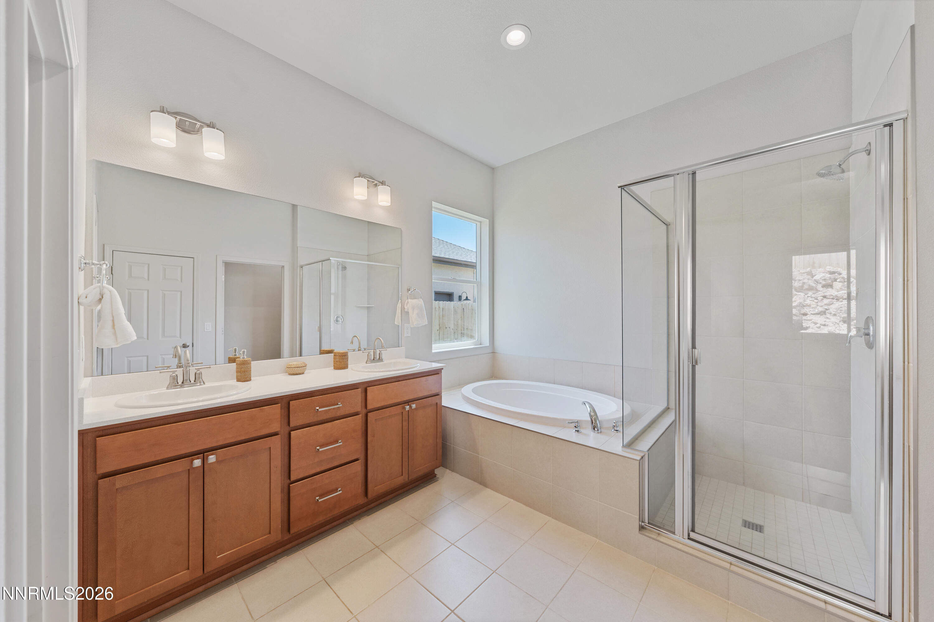 3988 Ella Jayne Court Property Photo 7