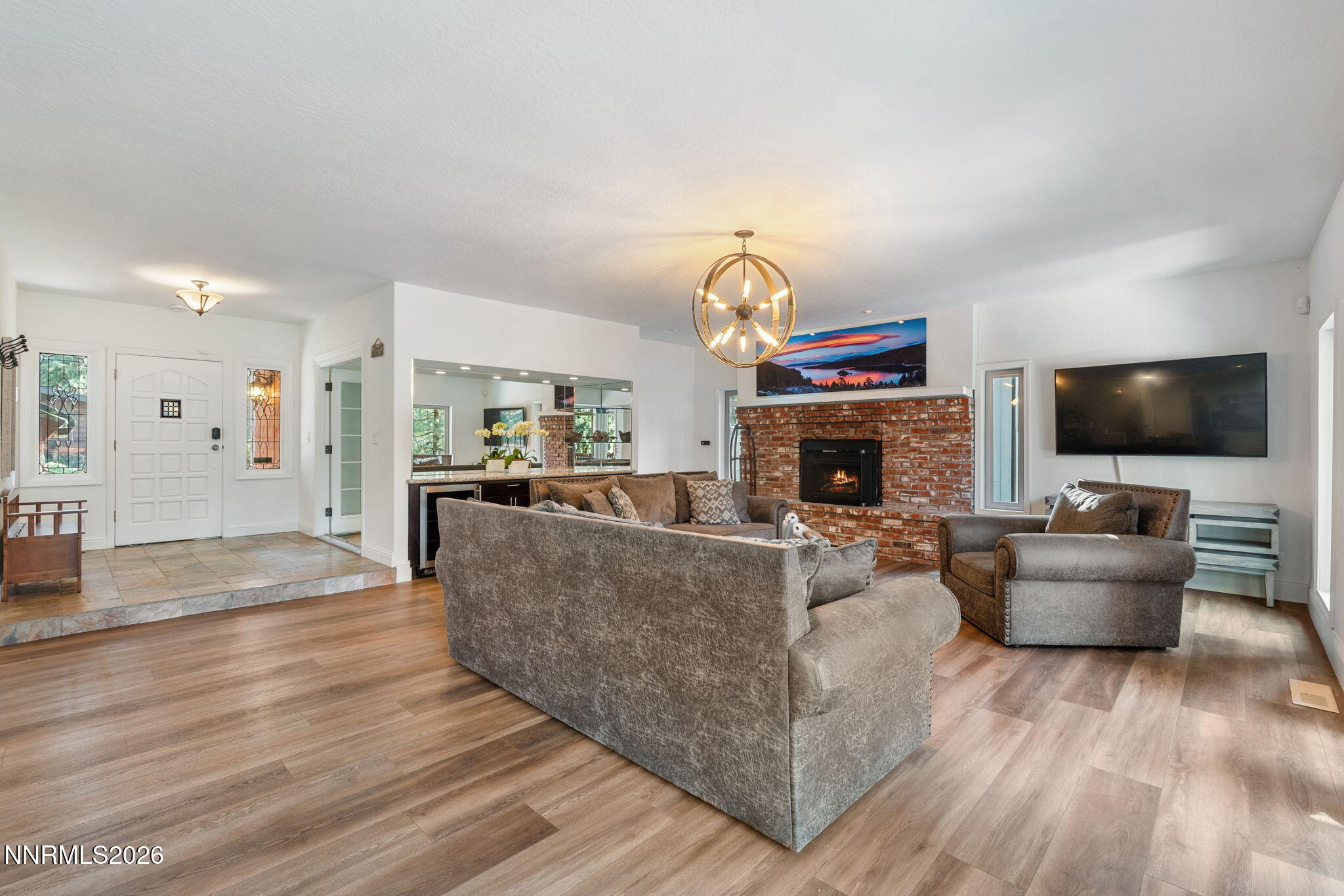 1092 Deer Cliff Drive Property Photo 11