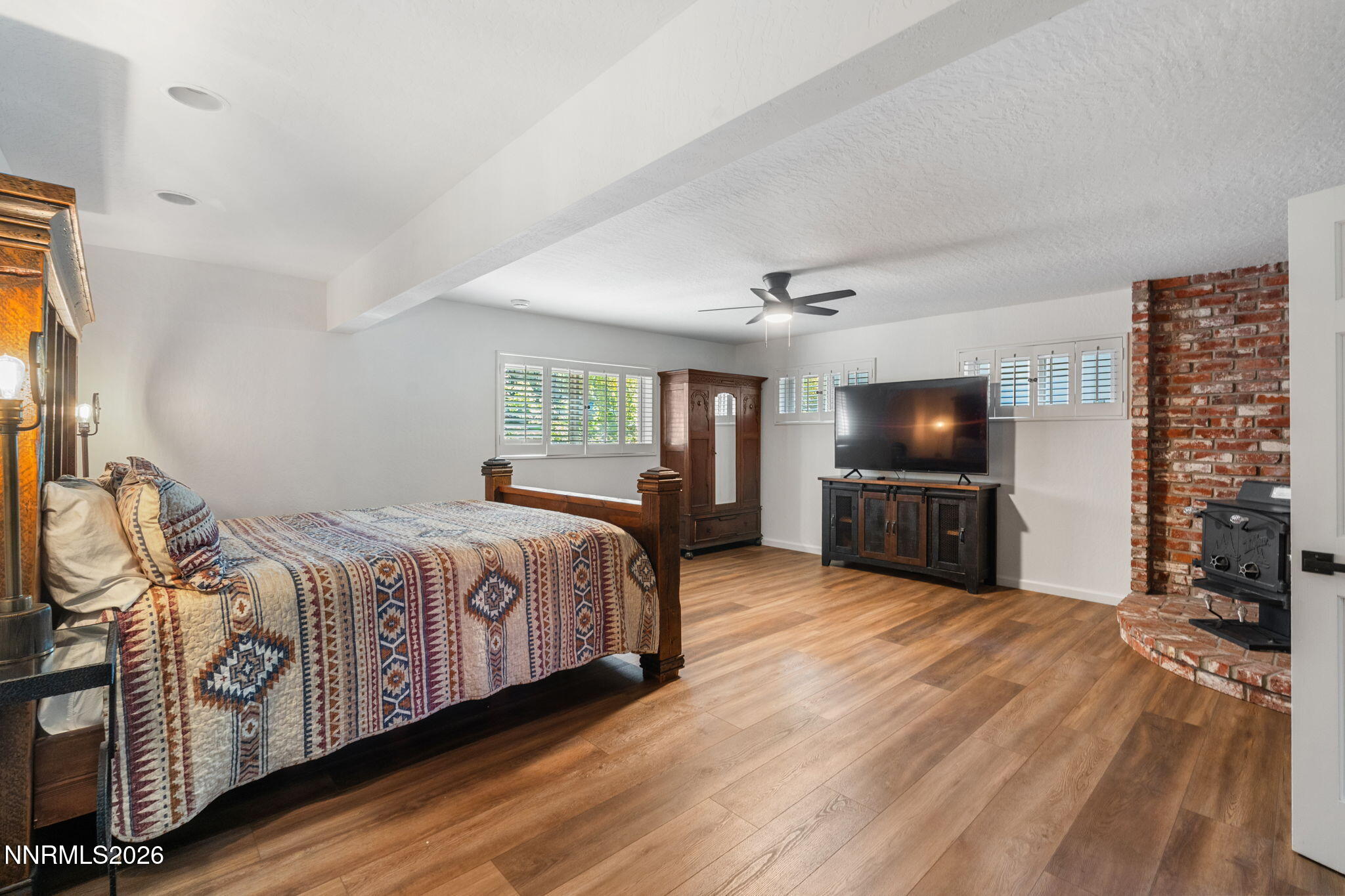 1092 Deer Cliff Drive Property Photo 35