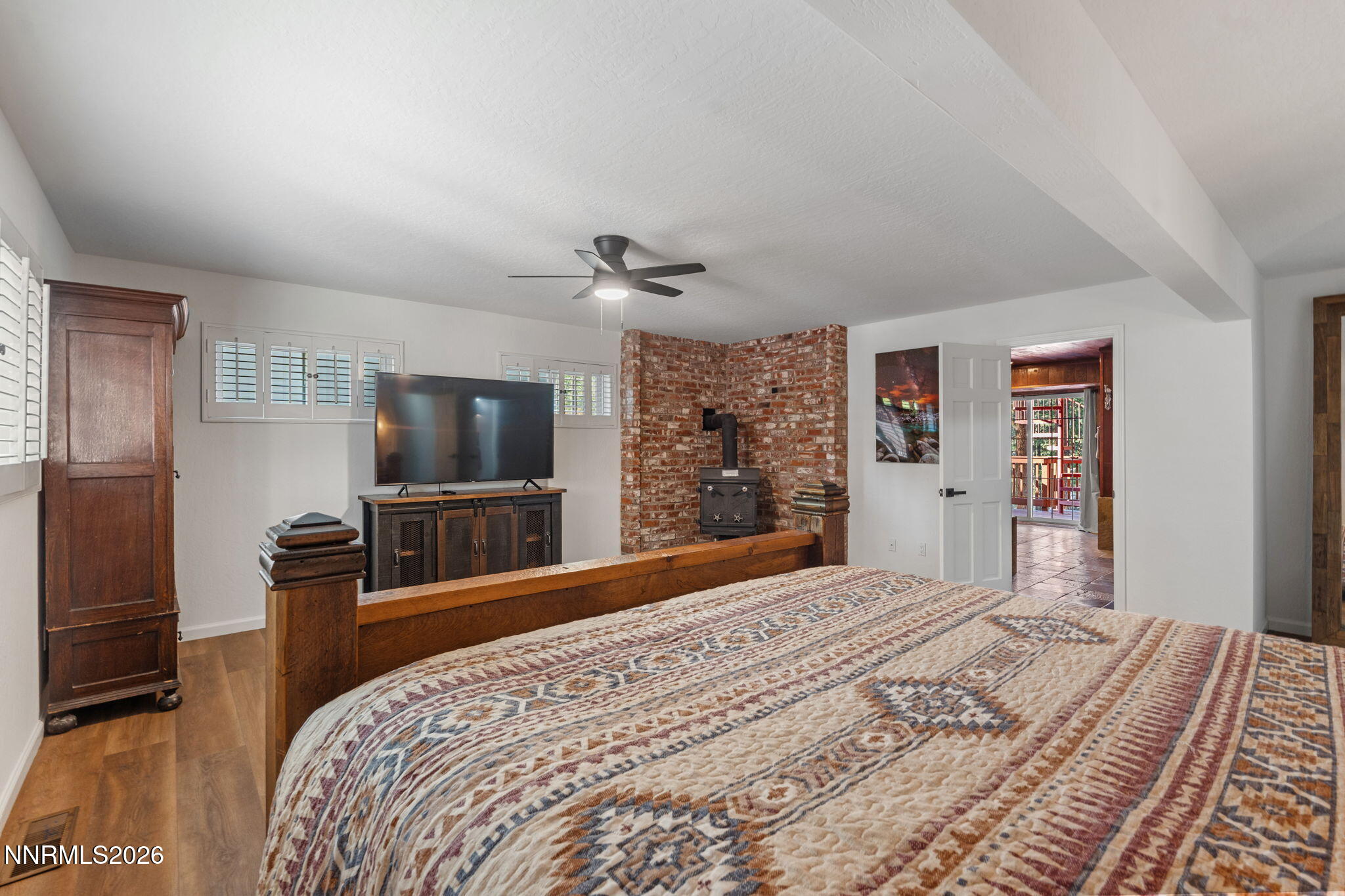 1092 Deer Cliff Drive Property Photo 36