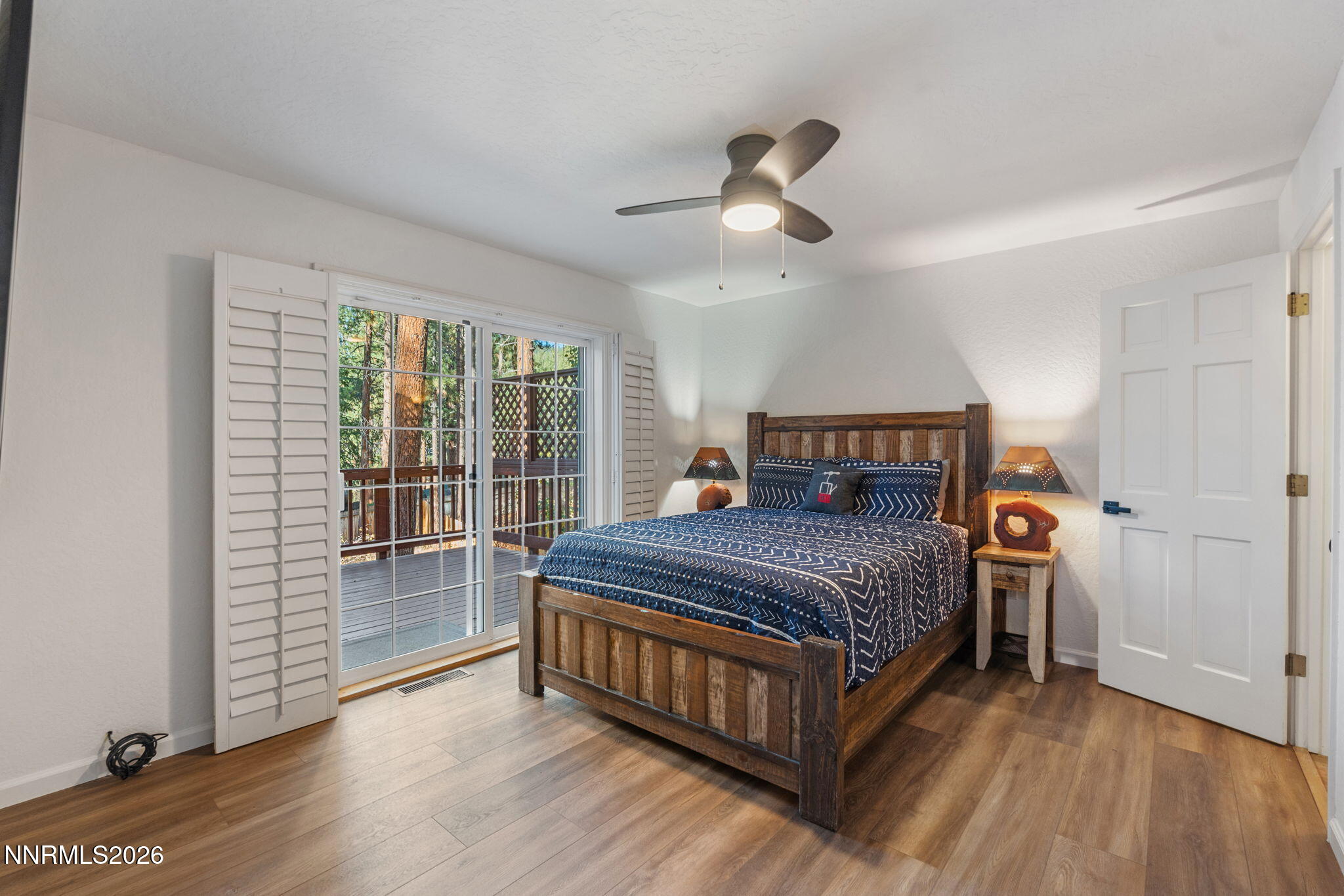 1092 Deer Cliff Drive Property Photo 46