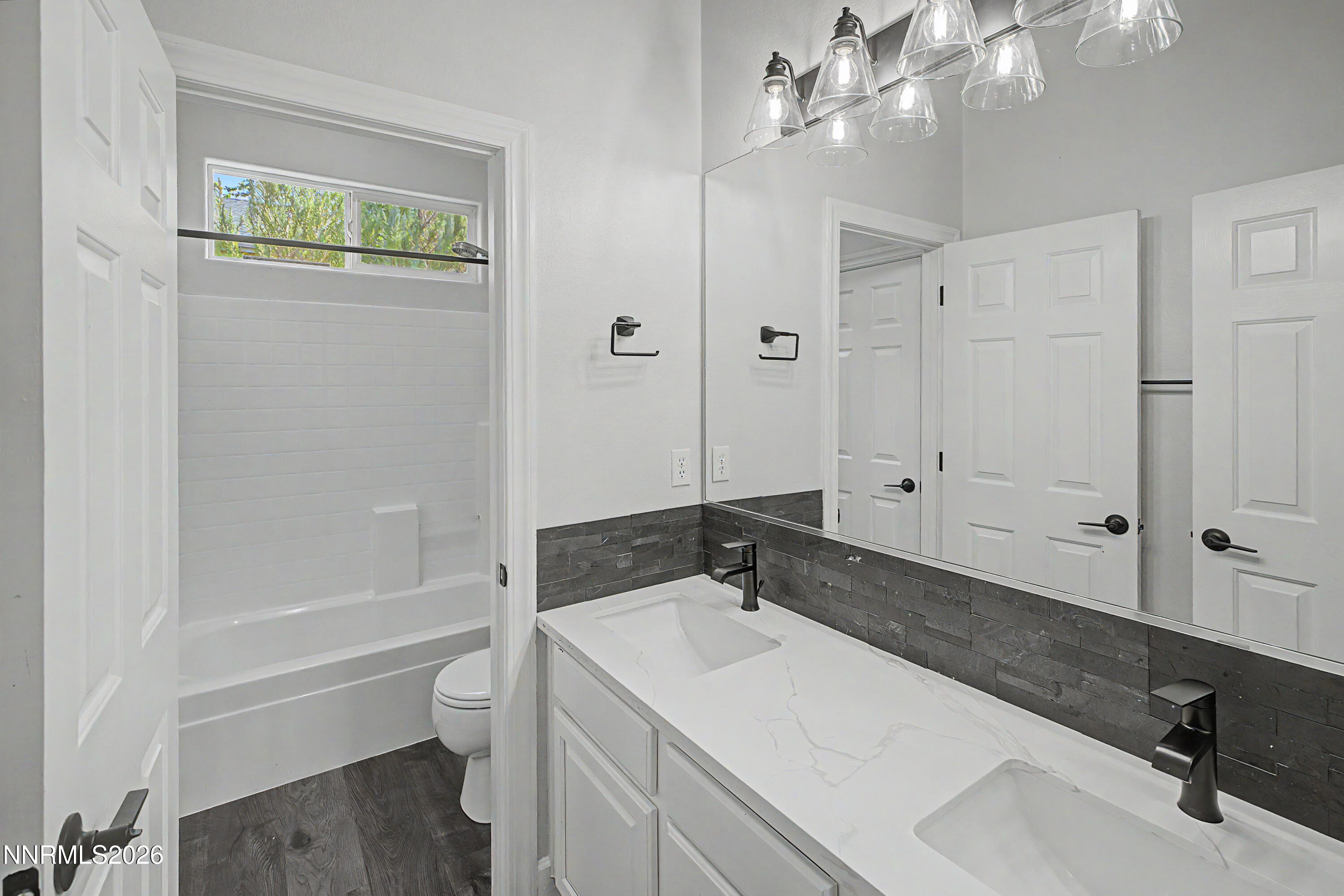 400 Sunset Springs Lane Property Photo 35