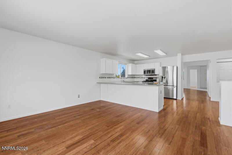 4043 Kings Row Property Photo 12