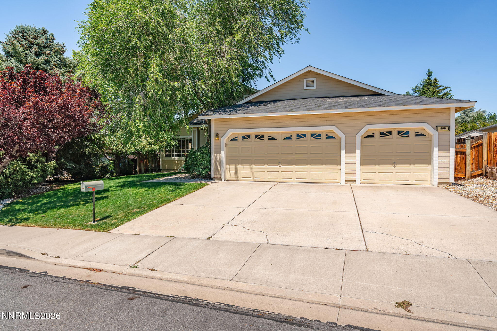 889 S University Park Loop Property Photo 2