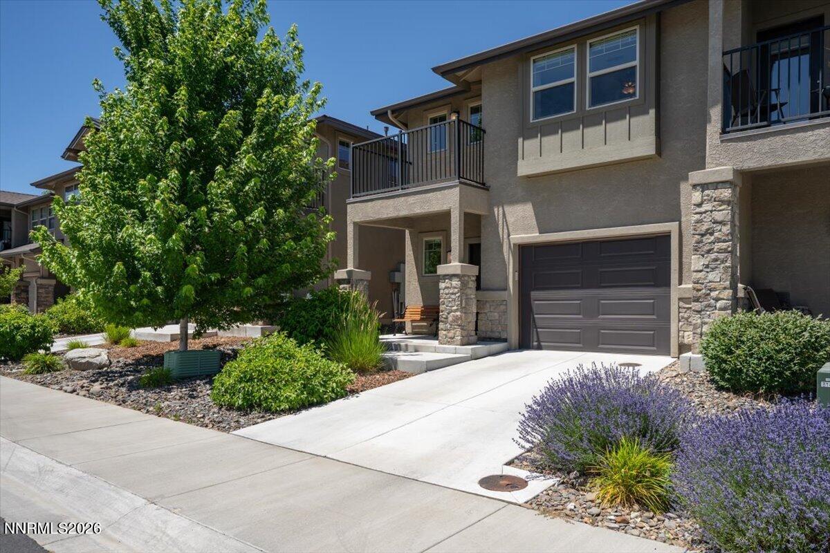 1368 Saltern Drive Property Photo 2