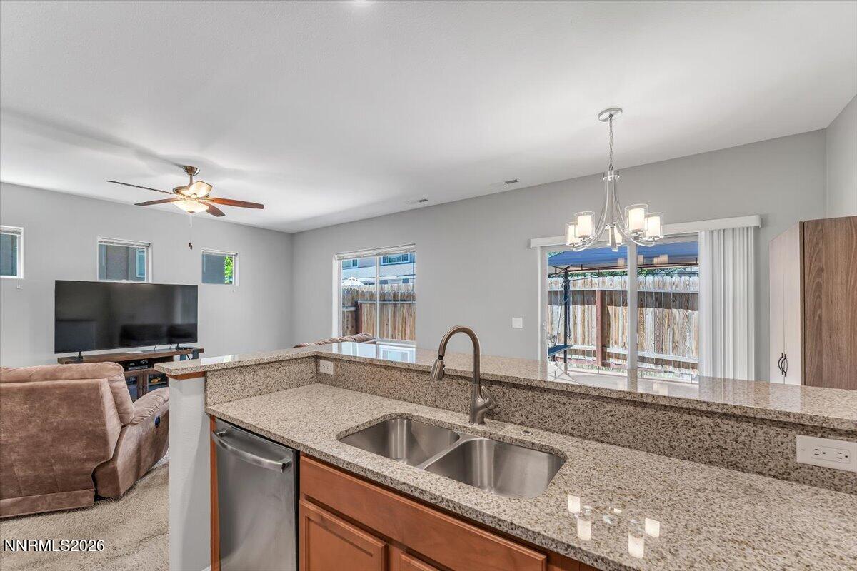 1368 Saltern Drive Property Photo 11