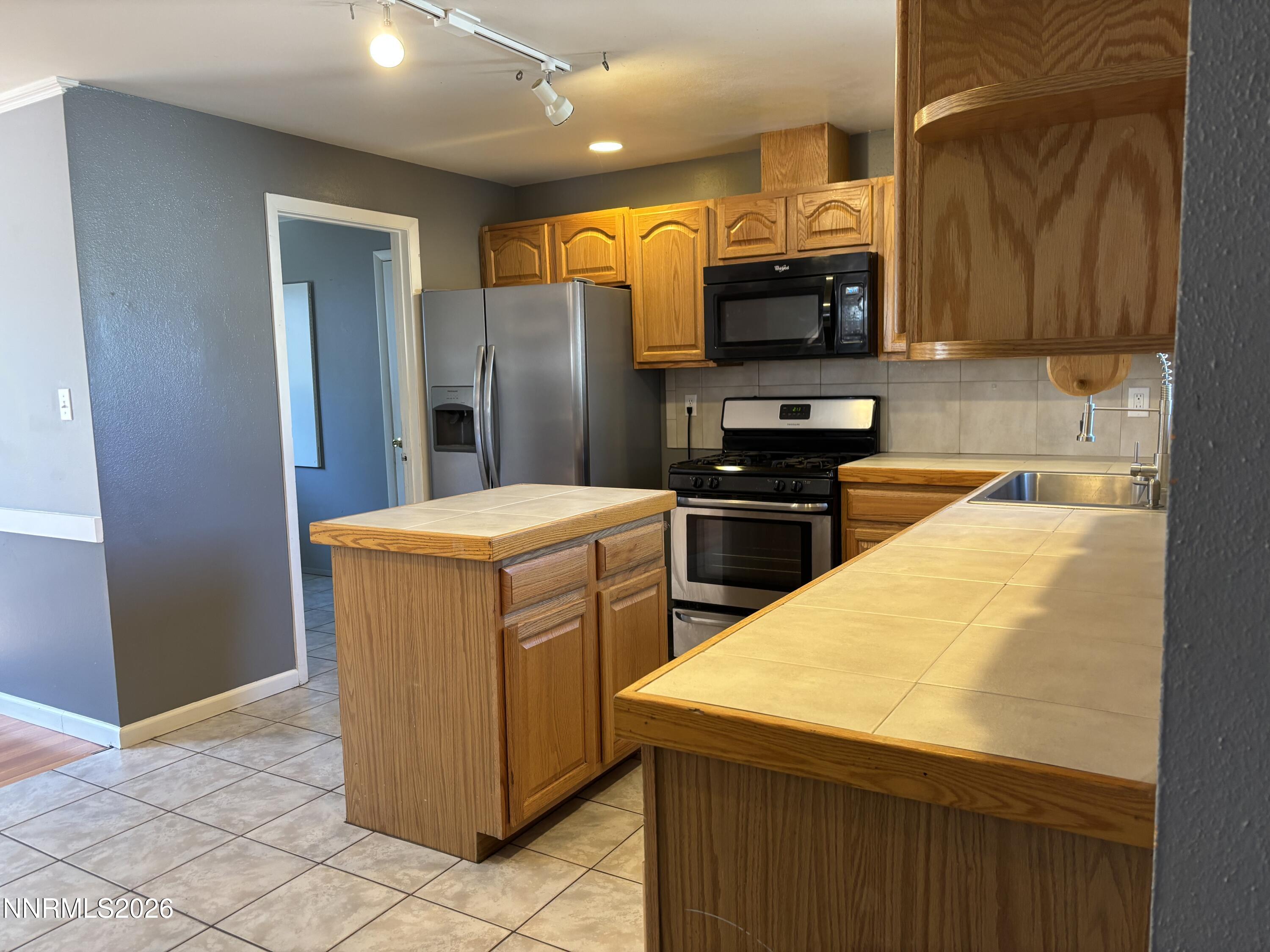 177 Emerson Way Property Photo 28
