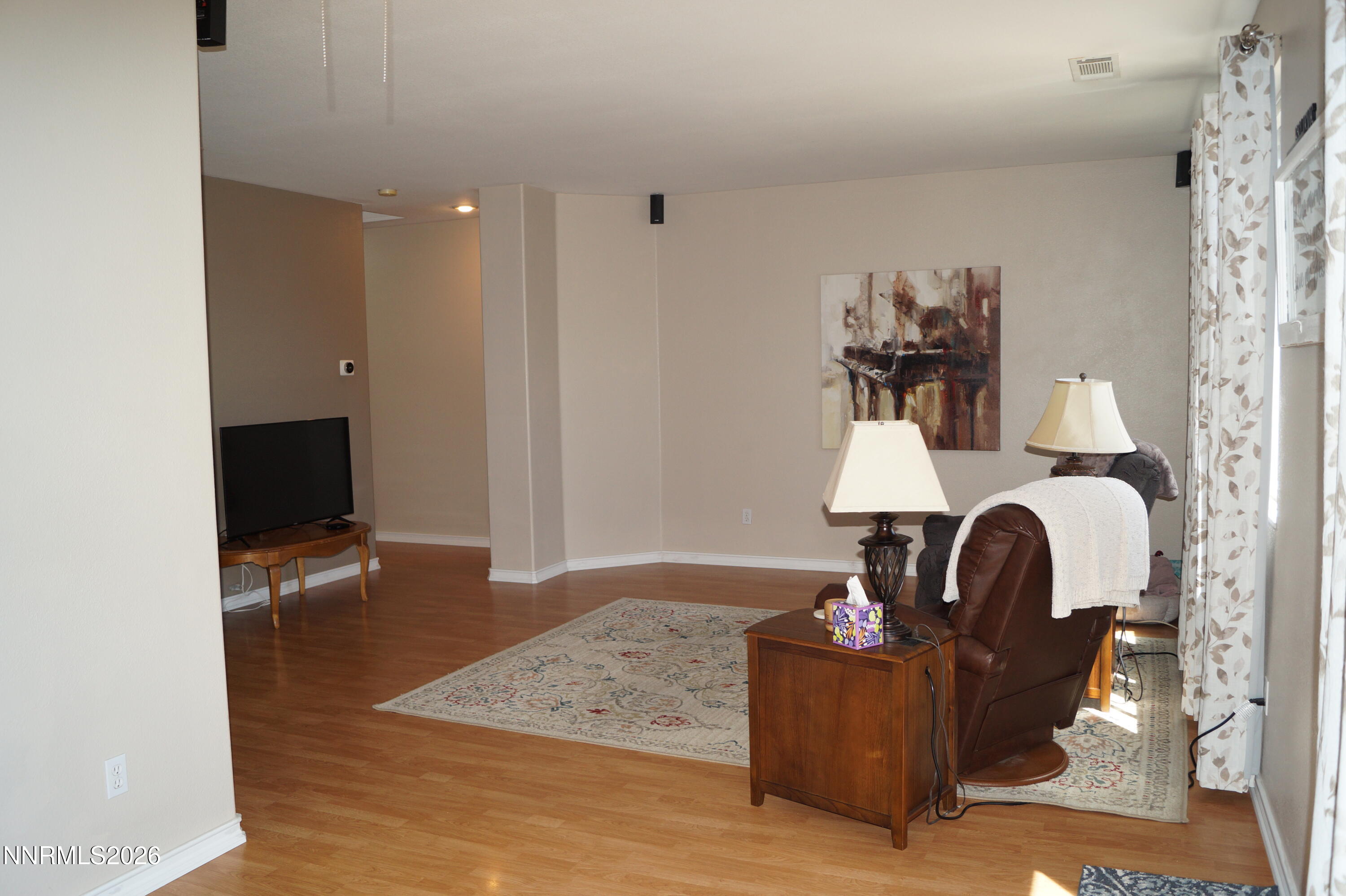 8630 Malibu Drive Property Photo 13