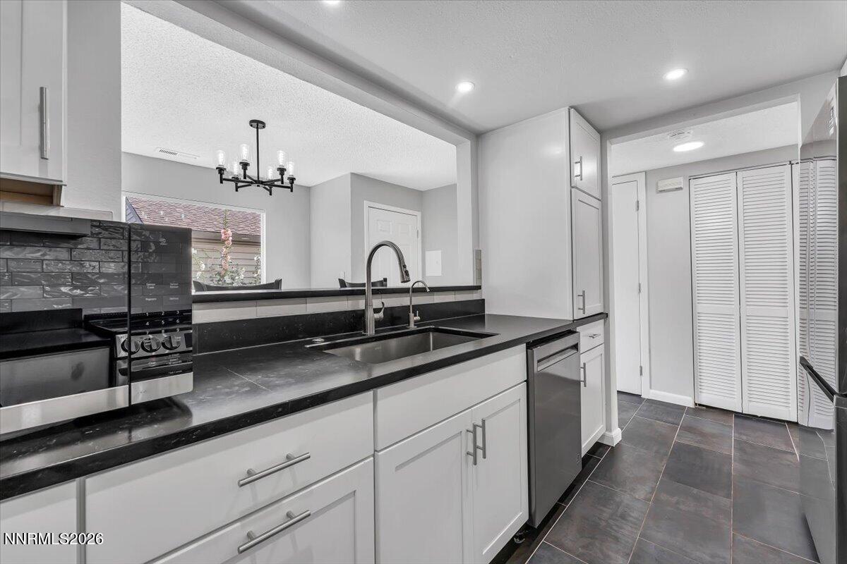 13890 Lear Boulevard Property Photo 14