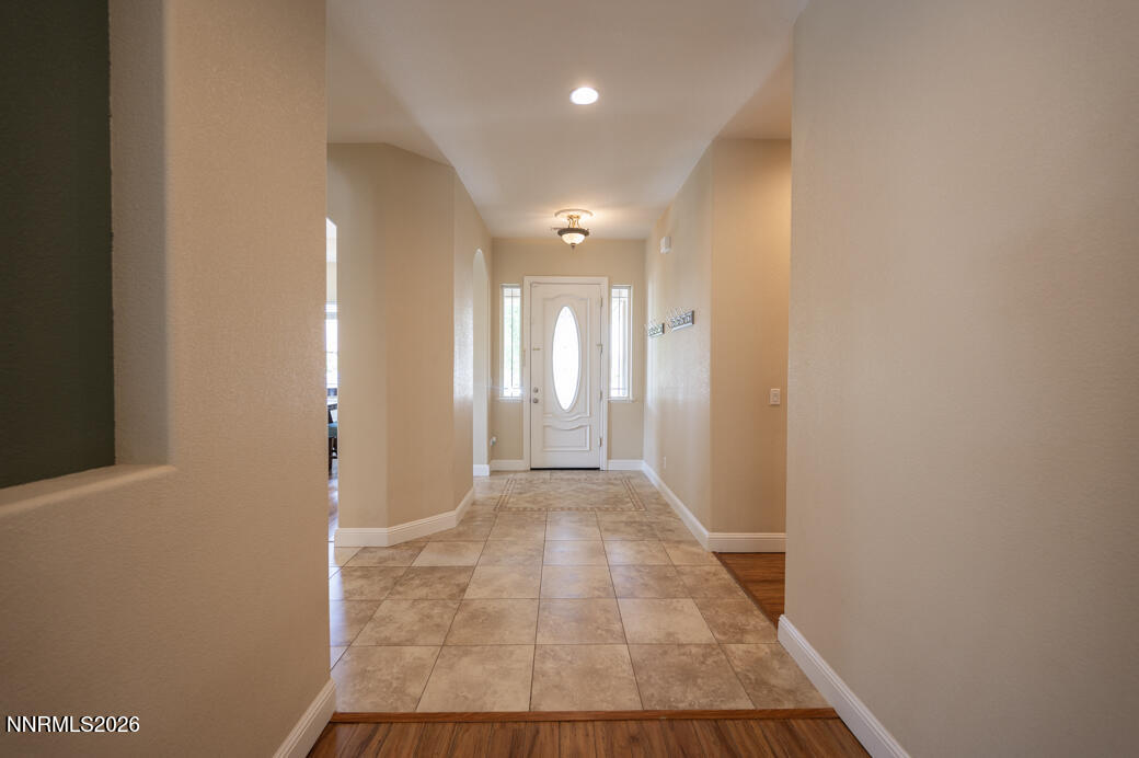111 Denio Drive Property Photo 6