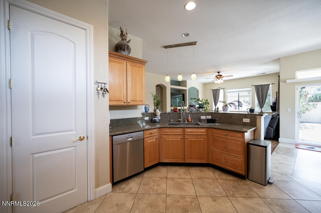 111 Denio Drive Property Photo 10