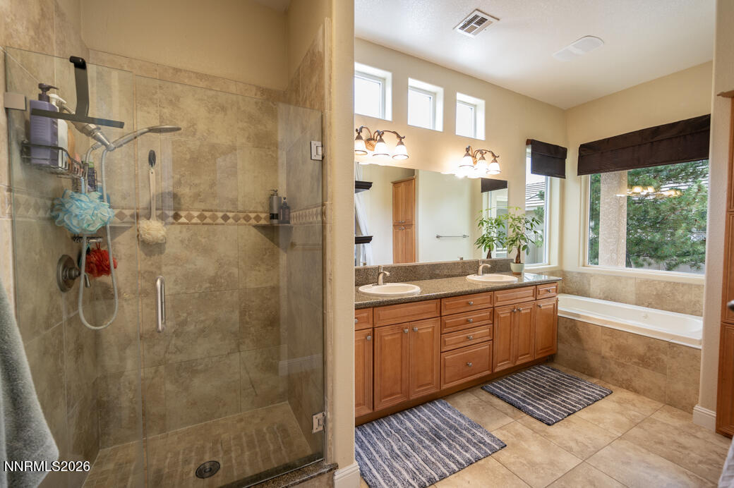 111 Denio Drive Property Photo 18
