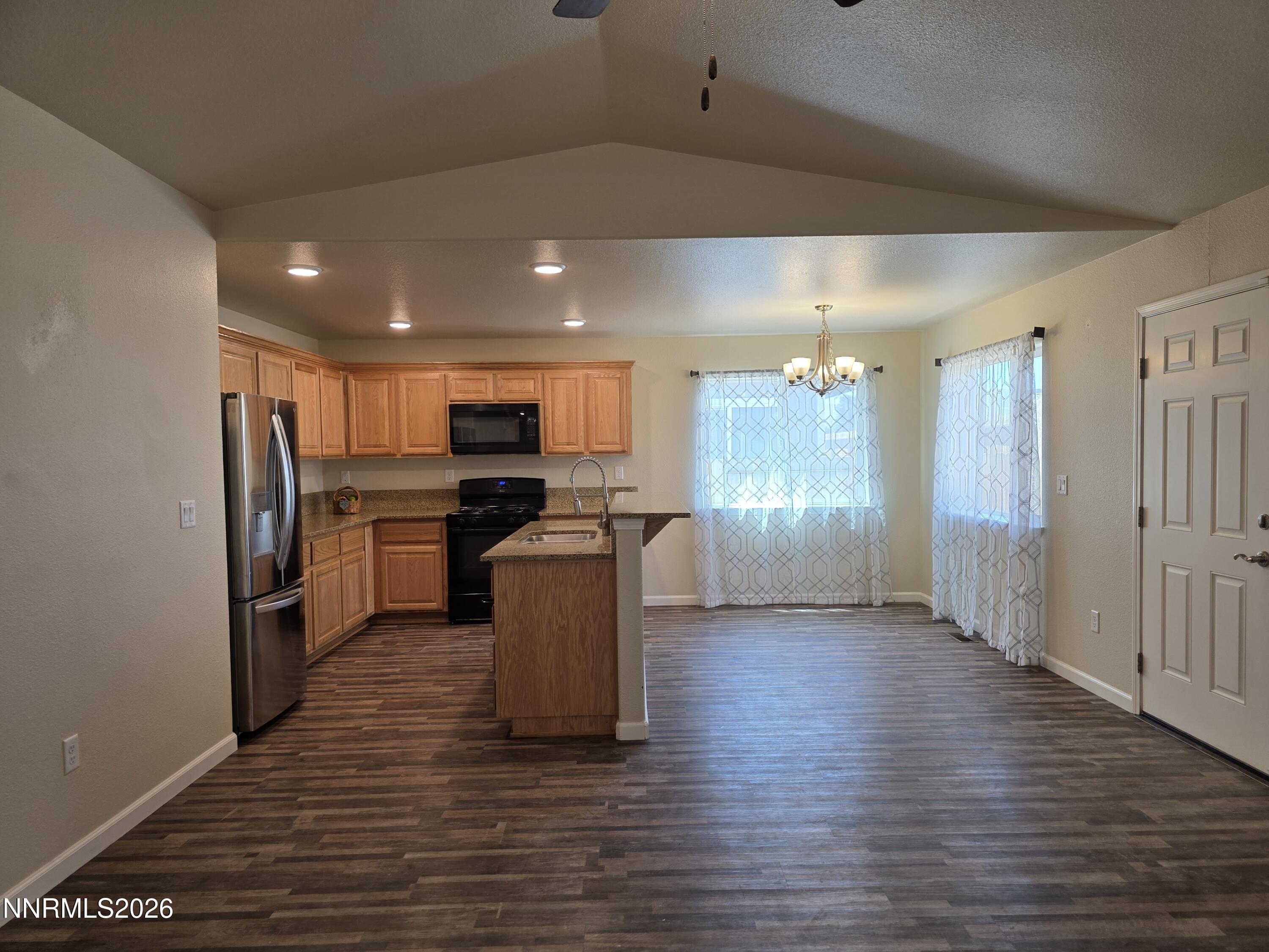1808 Fort Sutter Boulevard Property Photo 17