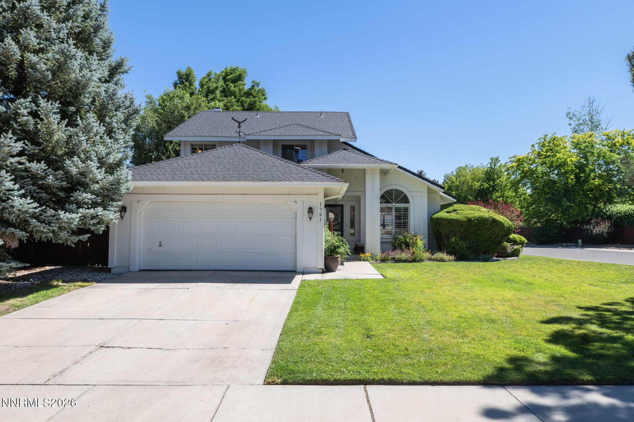 1721 Lantana Drive Property Photo 8