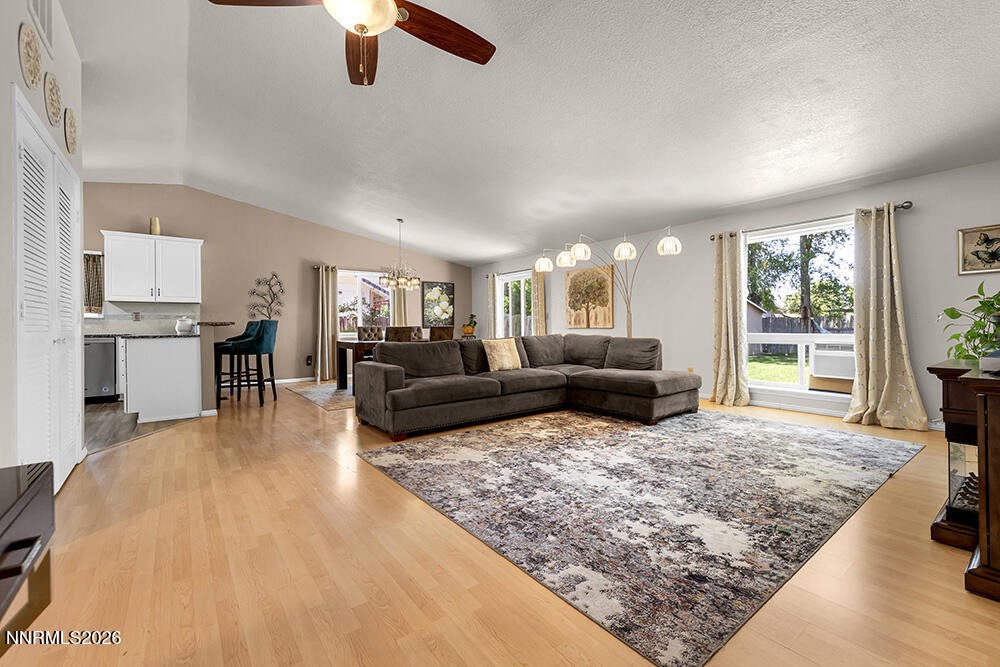 1454 Angora Drive Property Photo 4