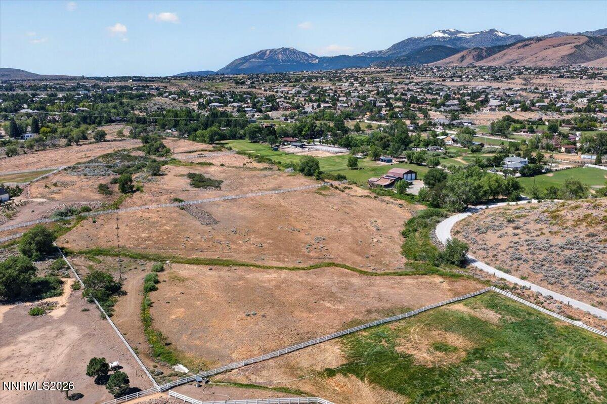 11185 Thomas Creek Road Property Photo 1