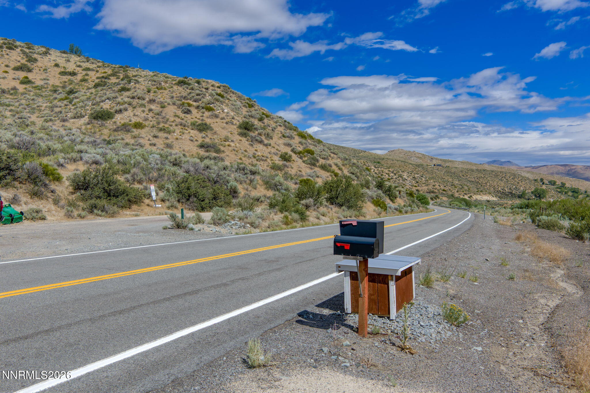 13005 N Red Rock Road Property Photo 9
