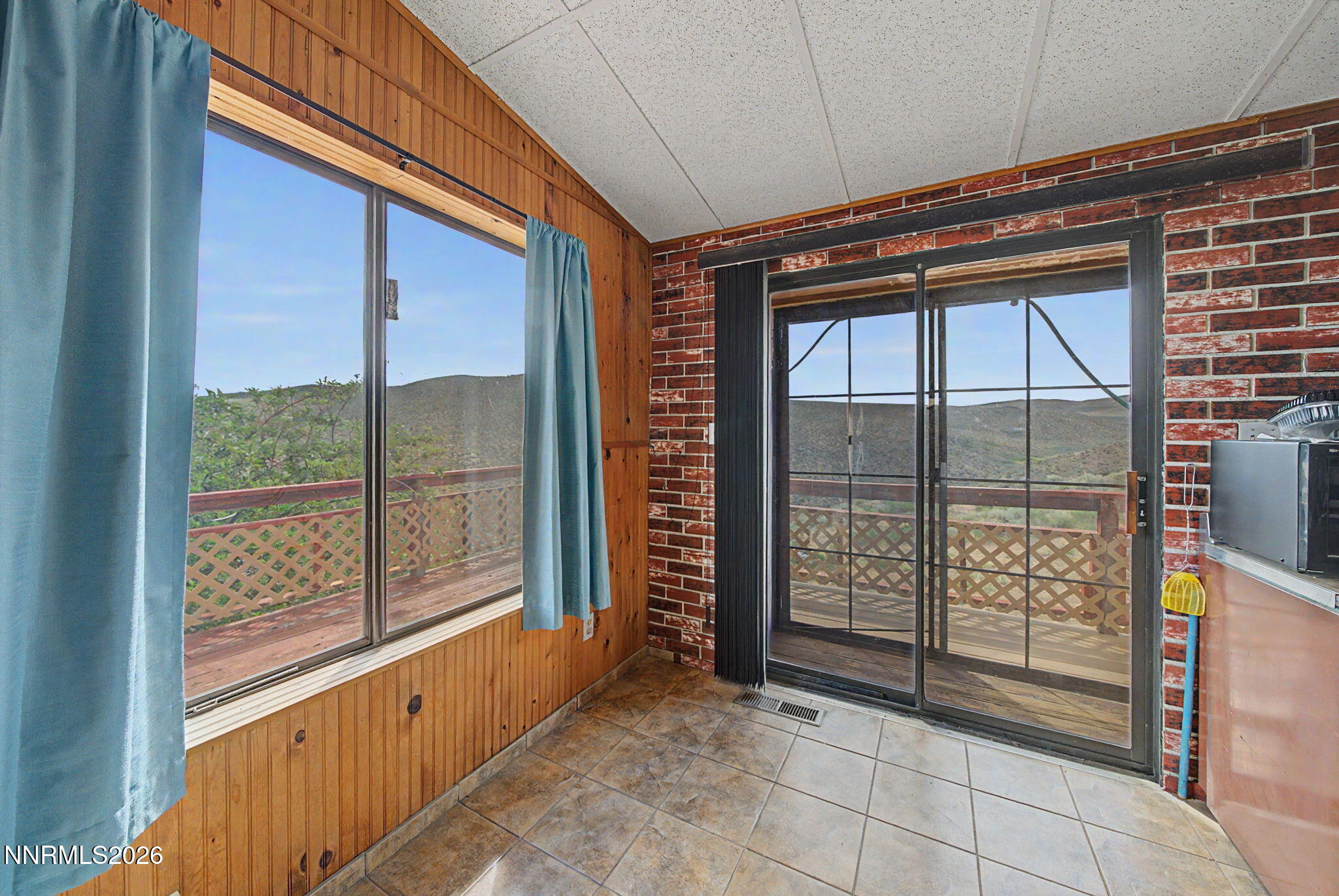 13005 N Red Rock Road Property Photo 13