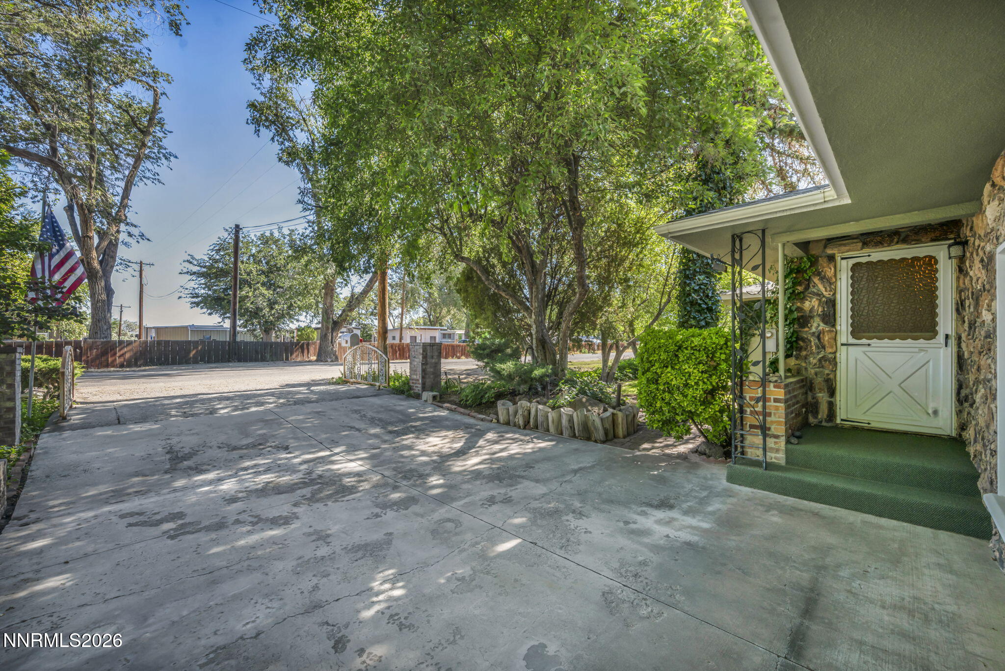 98 Tolas Place Property Photo 2