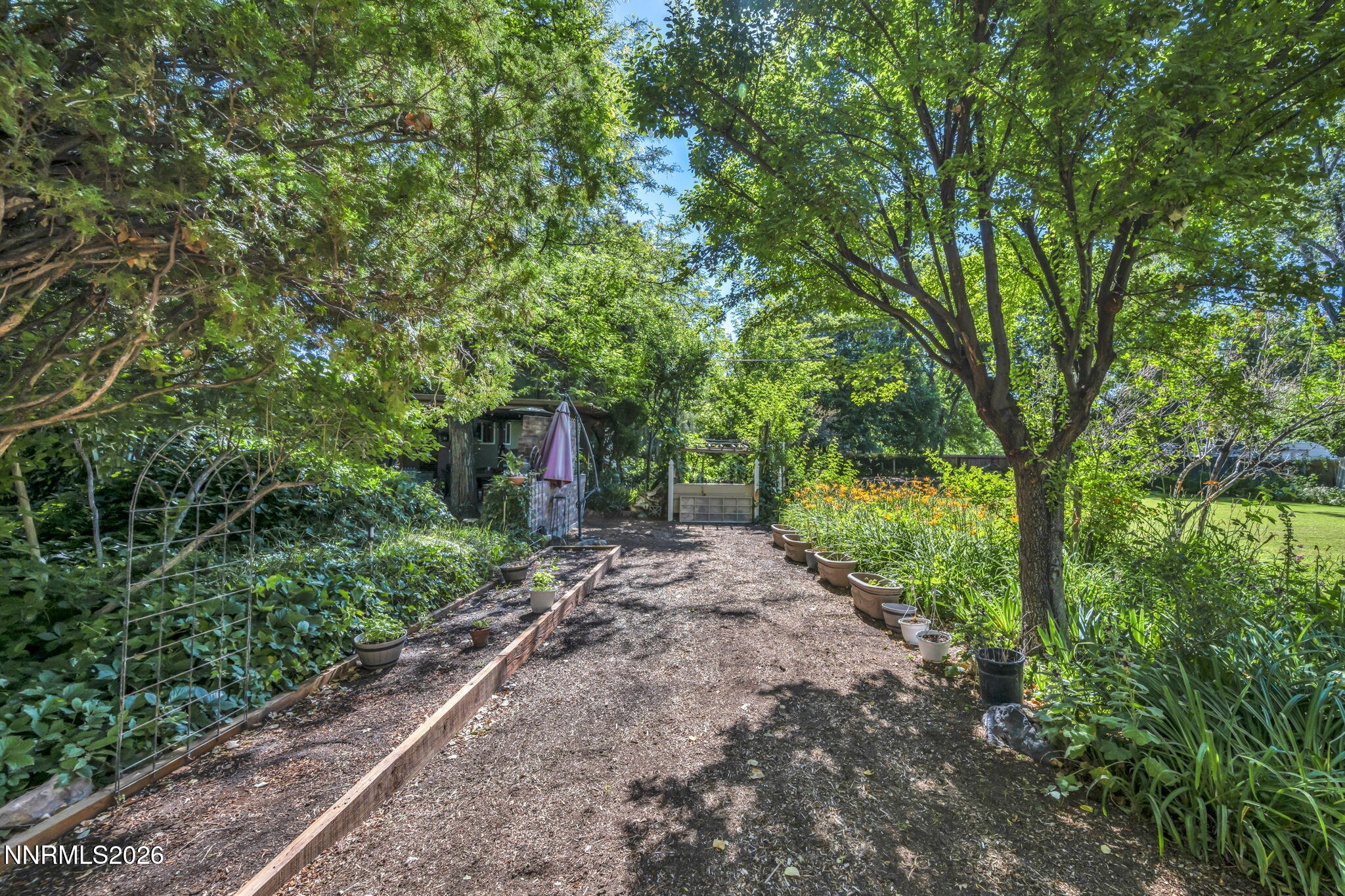 98 Tolas Place Property Photo 14