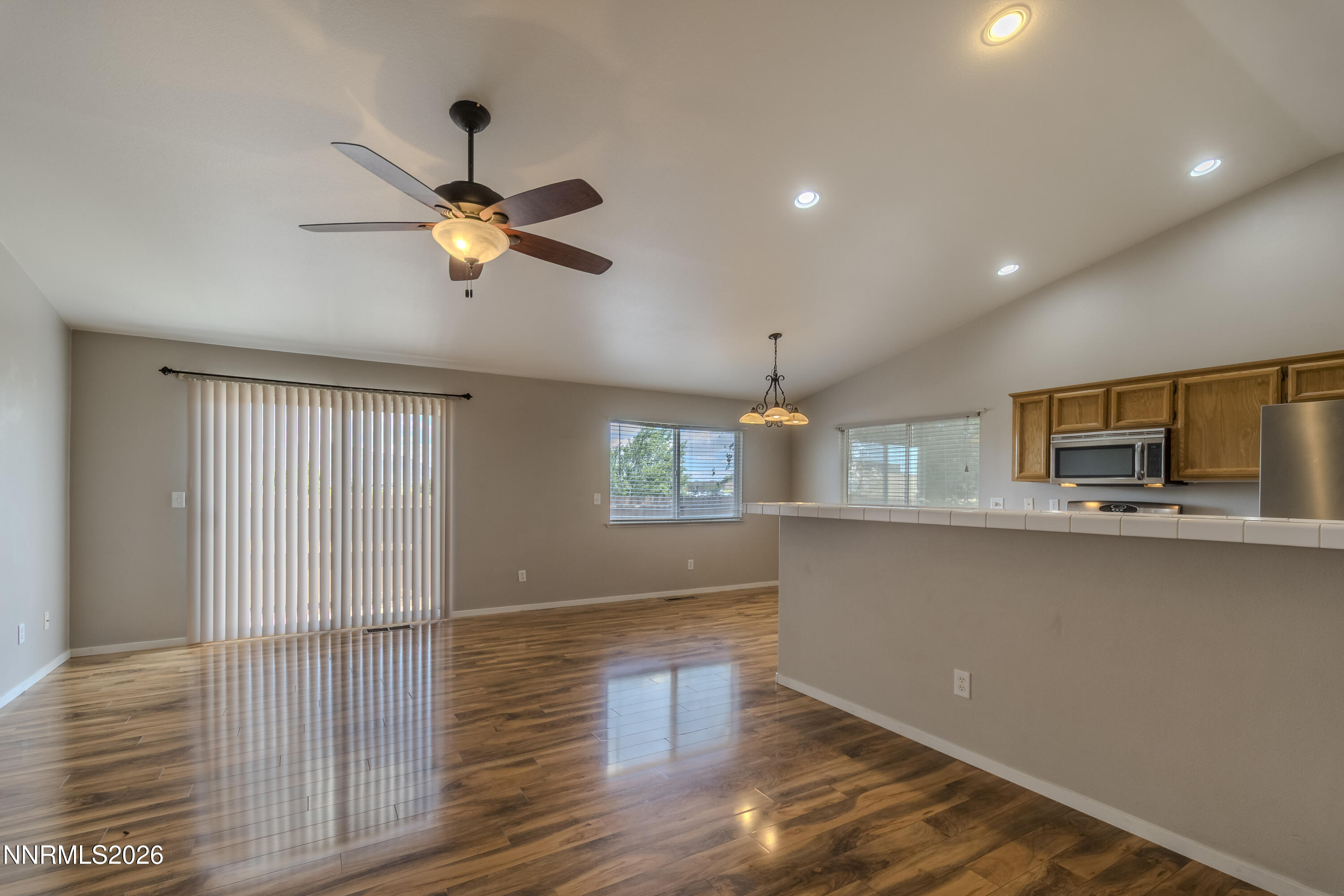 270 Emigrant Way Property Photo 4