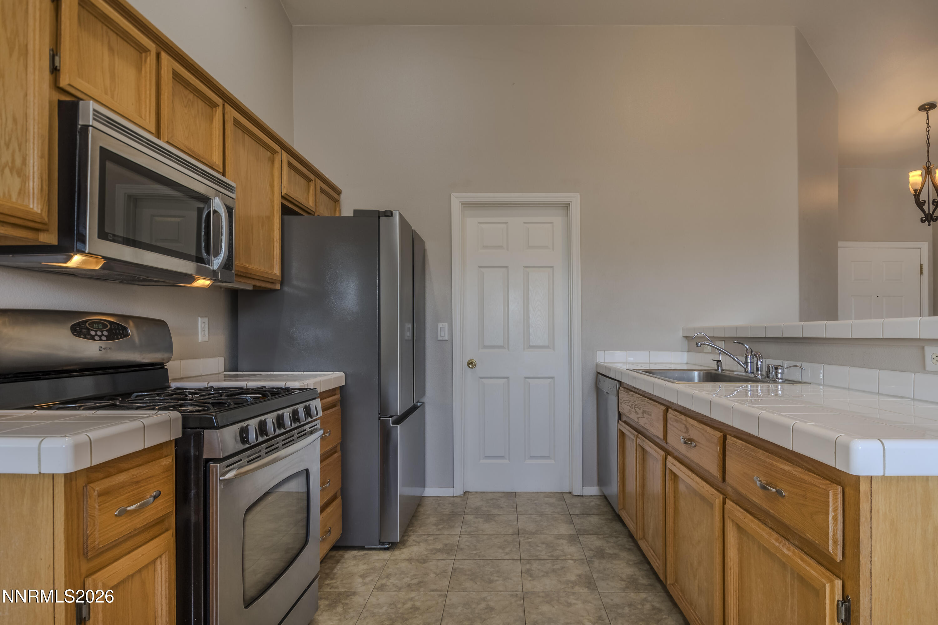 270 Emigrant Way Property Photo 8