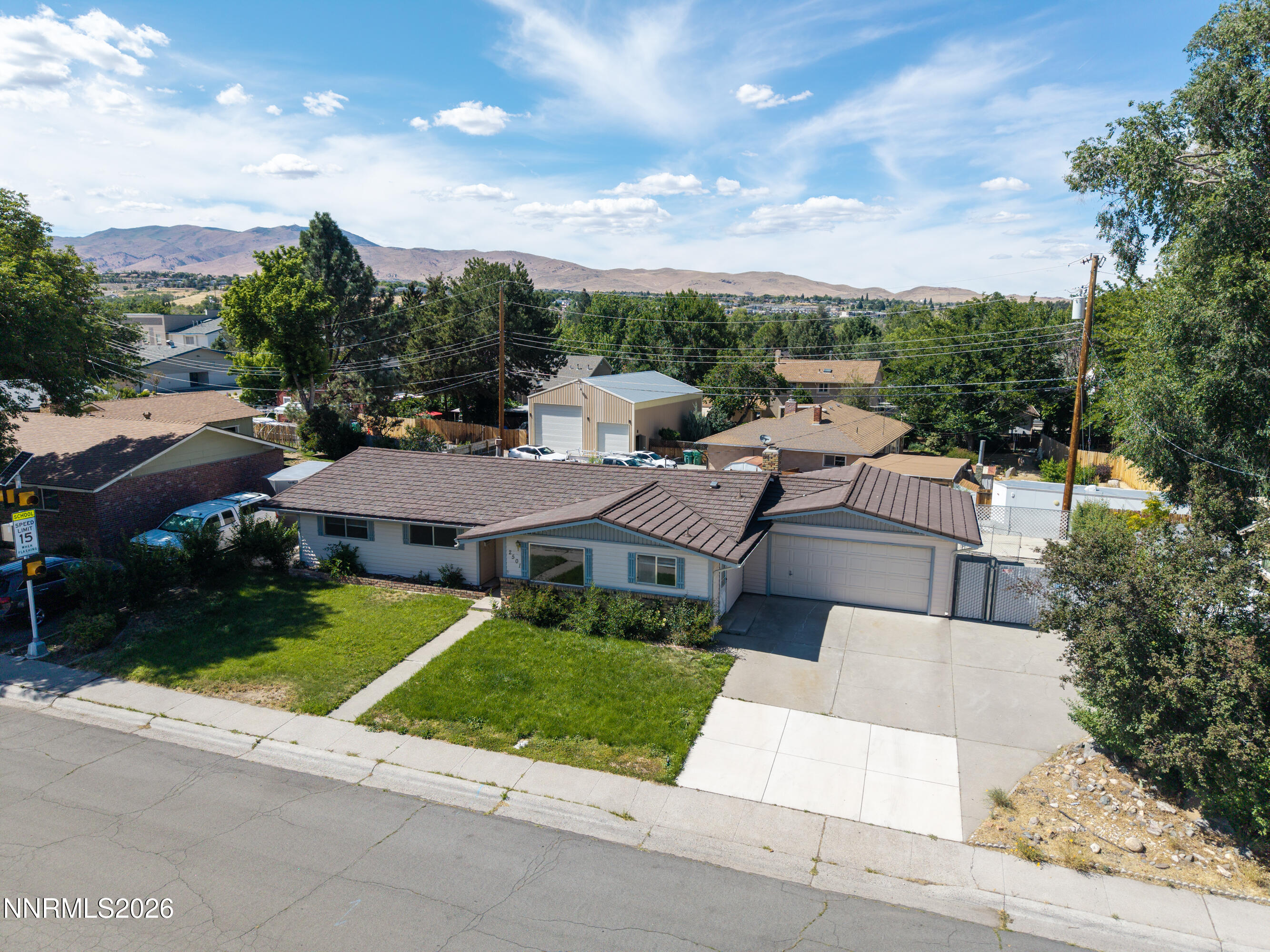 2501 Trentham Way Property Photo 2