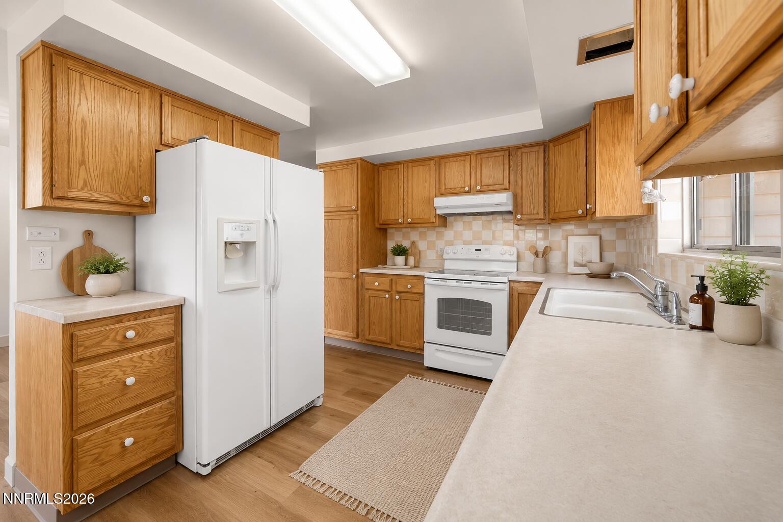 2501 Trentham Way Property Photo 9