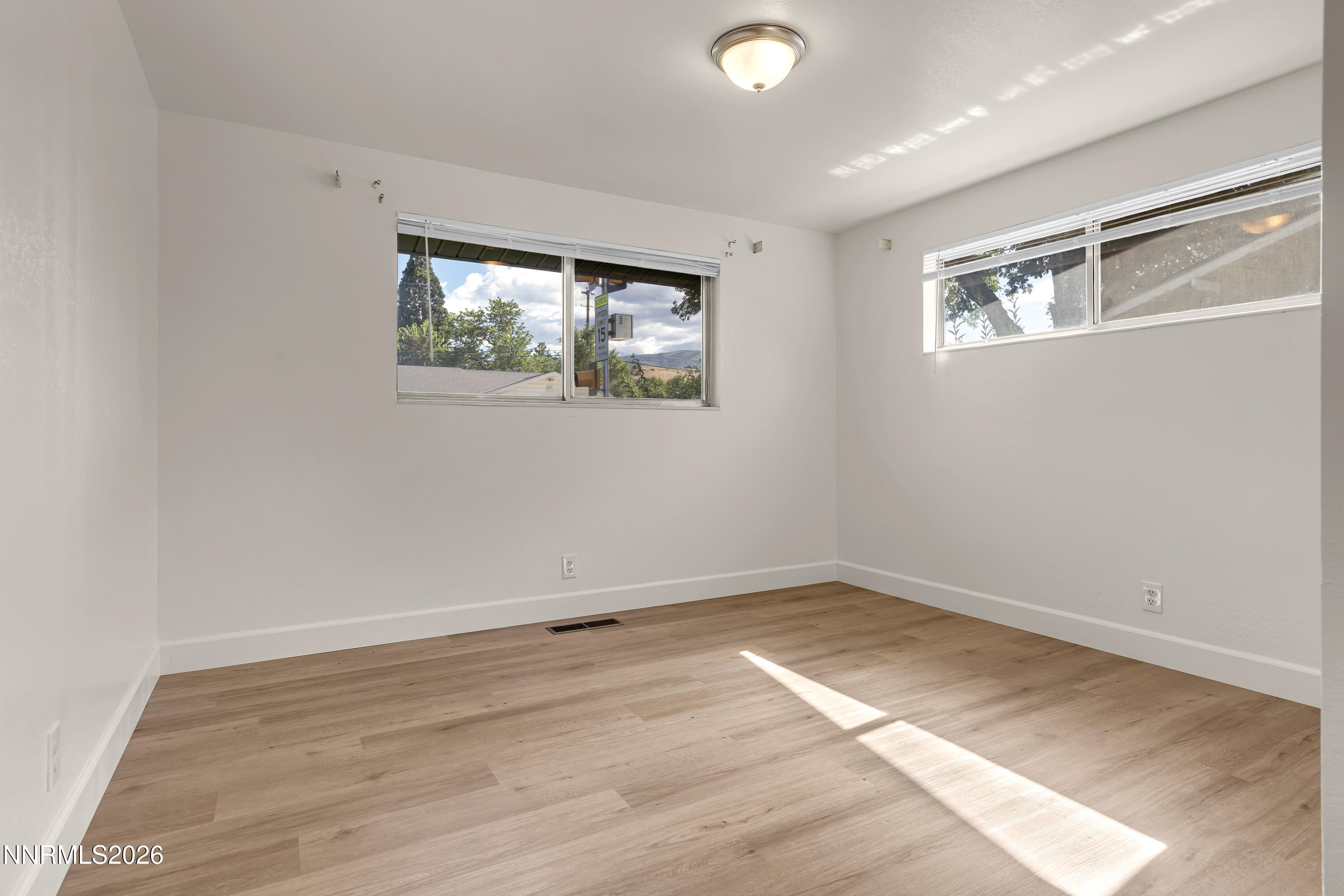 2501 Trentham Way Property Photo 26