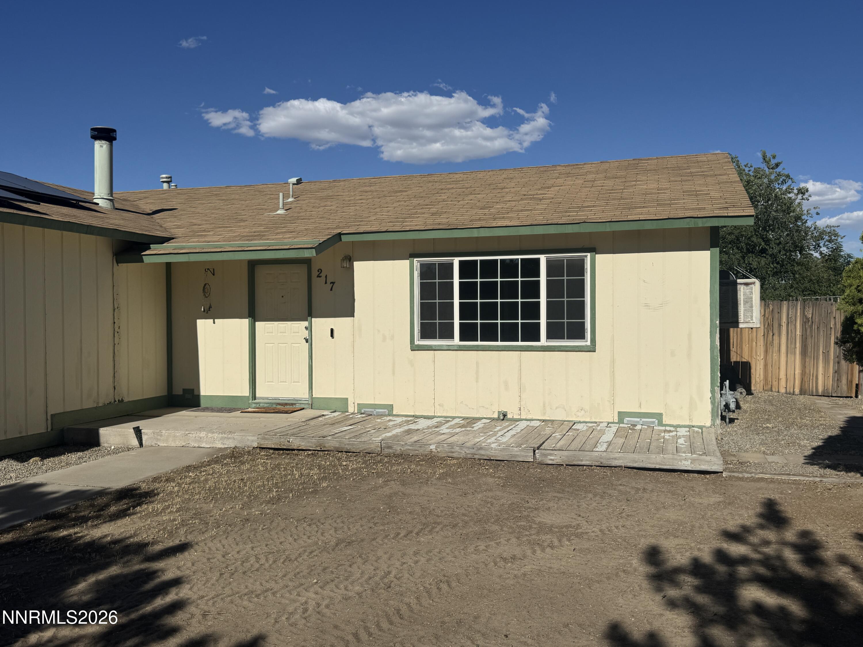 217 7th Street Property Photo 4