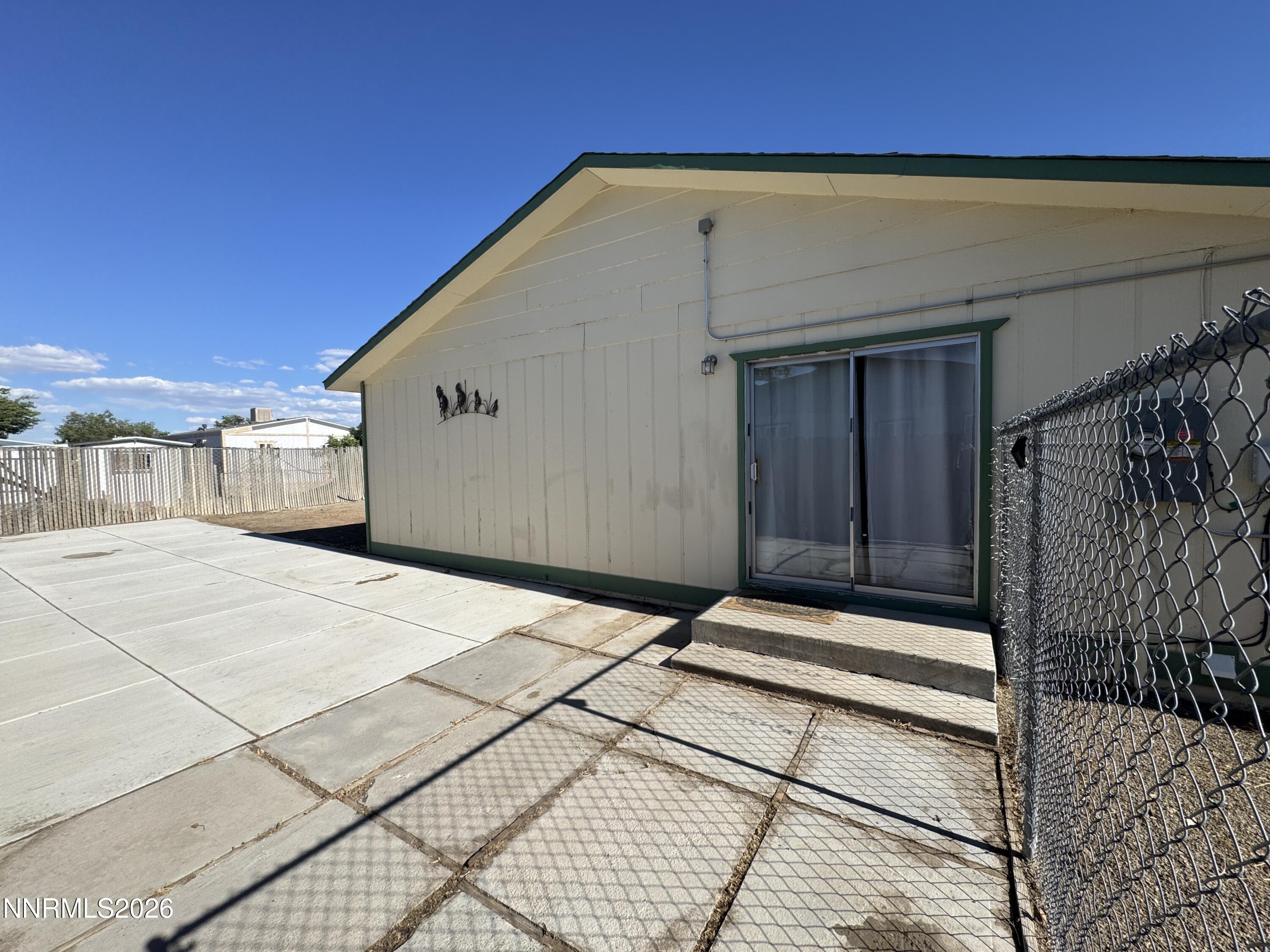217 7th Street Property Photo 8