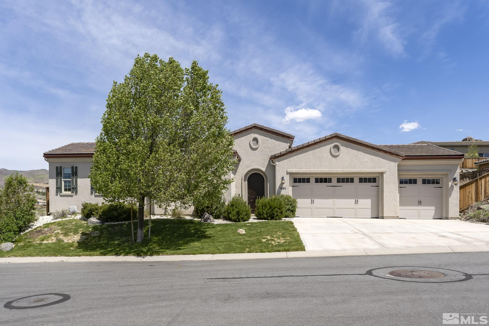 8691 Gypsy Hill Trail Property Photo 1
