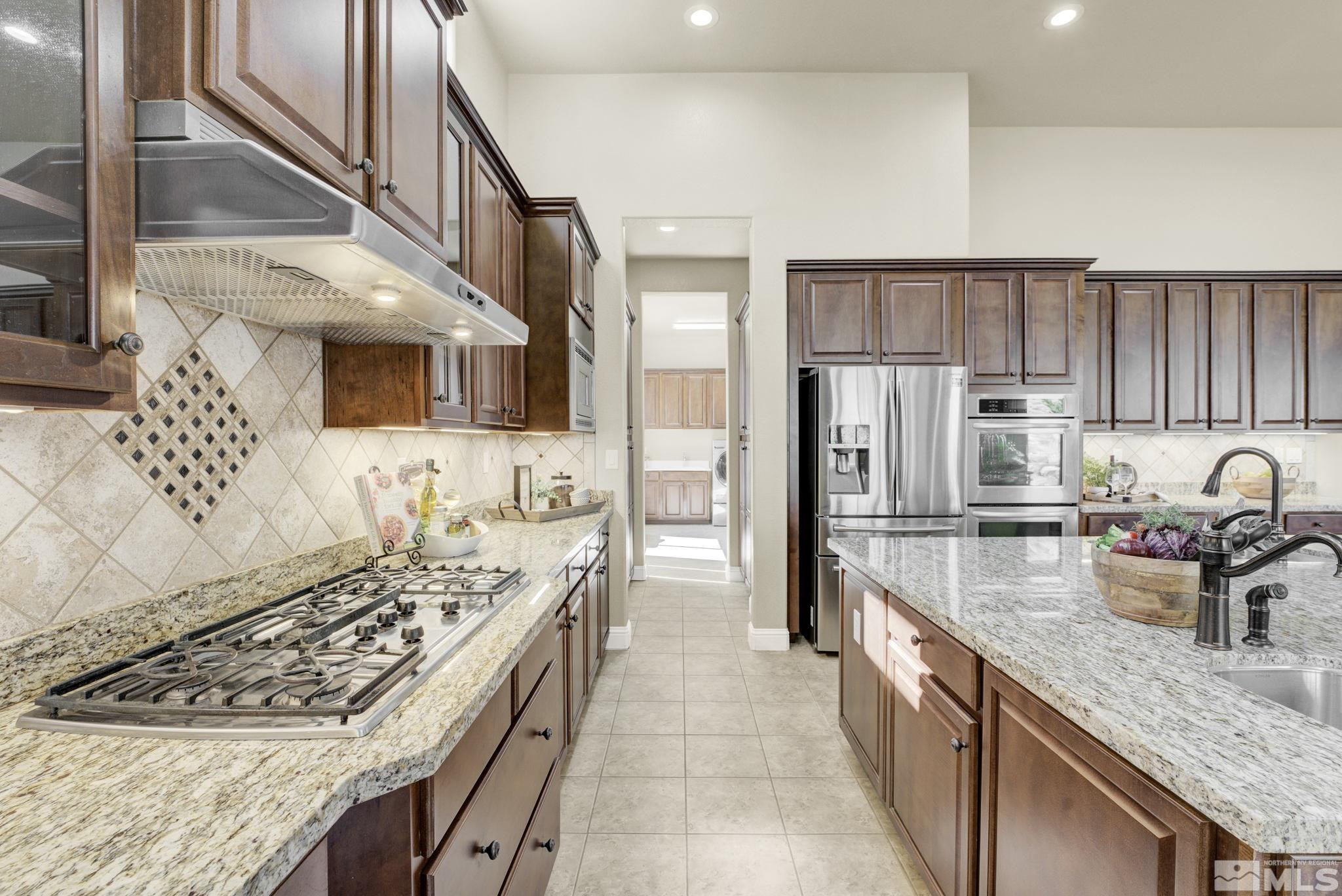8691 Gypsy Hill Trail Property Photo 12