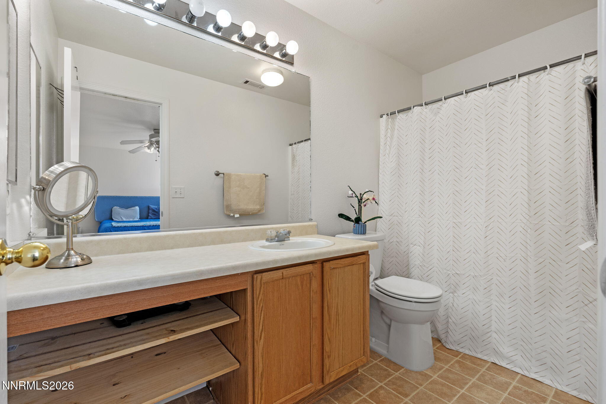 9490 Autumn Leaf Way Property Photo 17