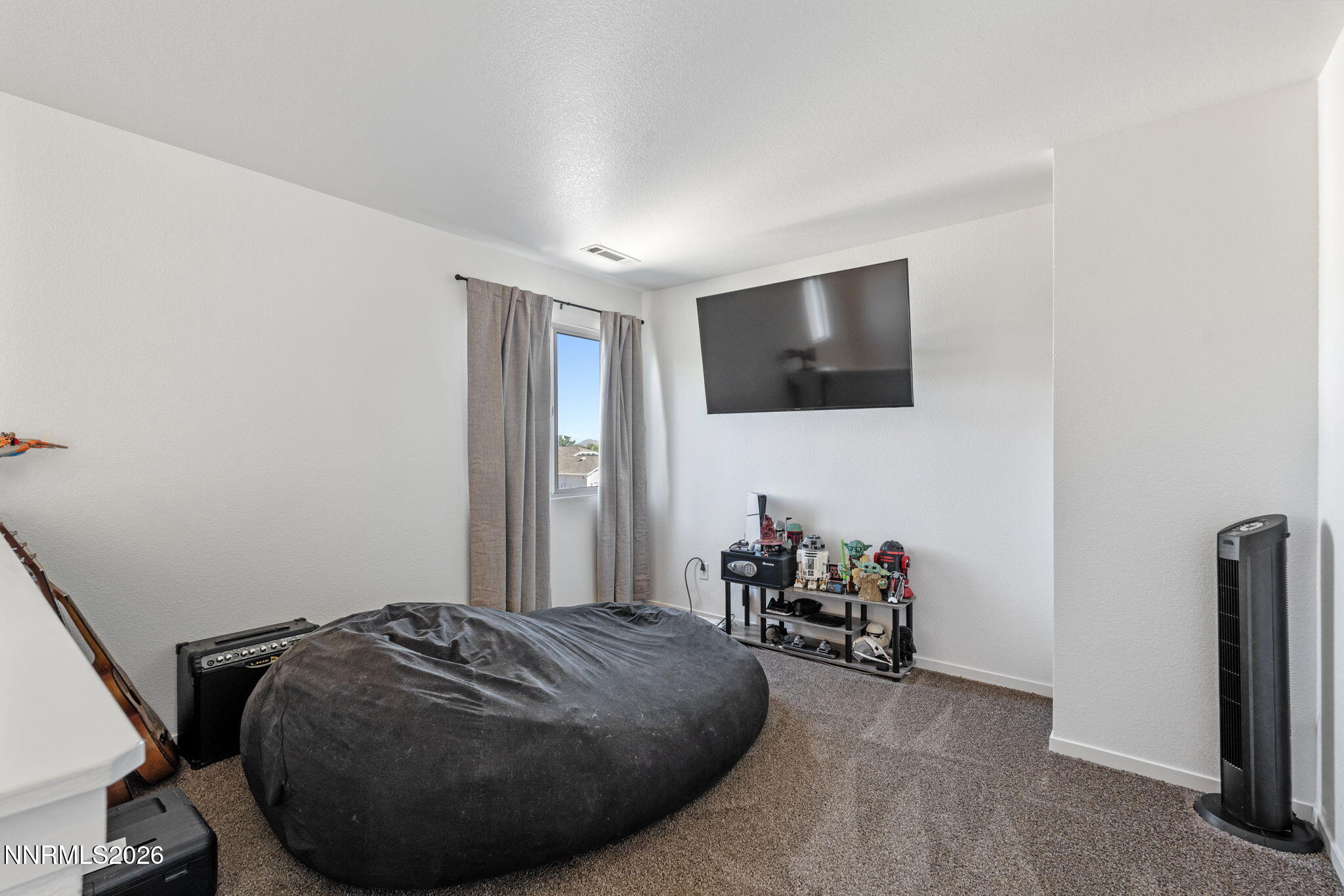 9490 Autumn Leaf Way Property Photo 23