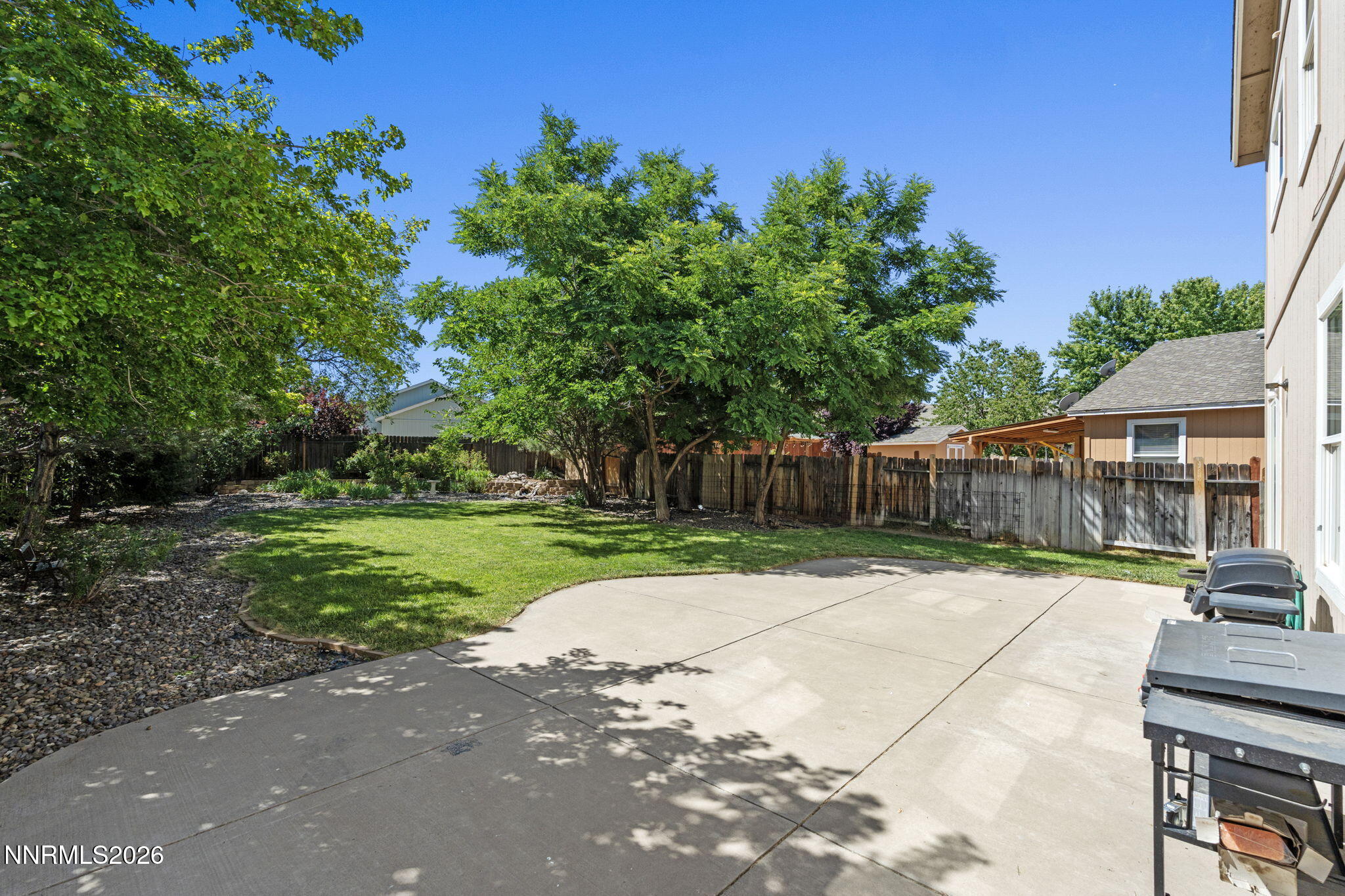 9490 Autumn Leaf Way Property Photo 26