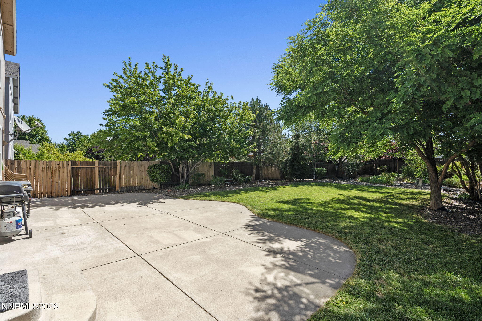 9490 Autumn Leaf Way Property Photo 27